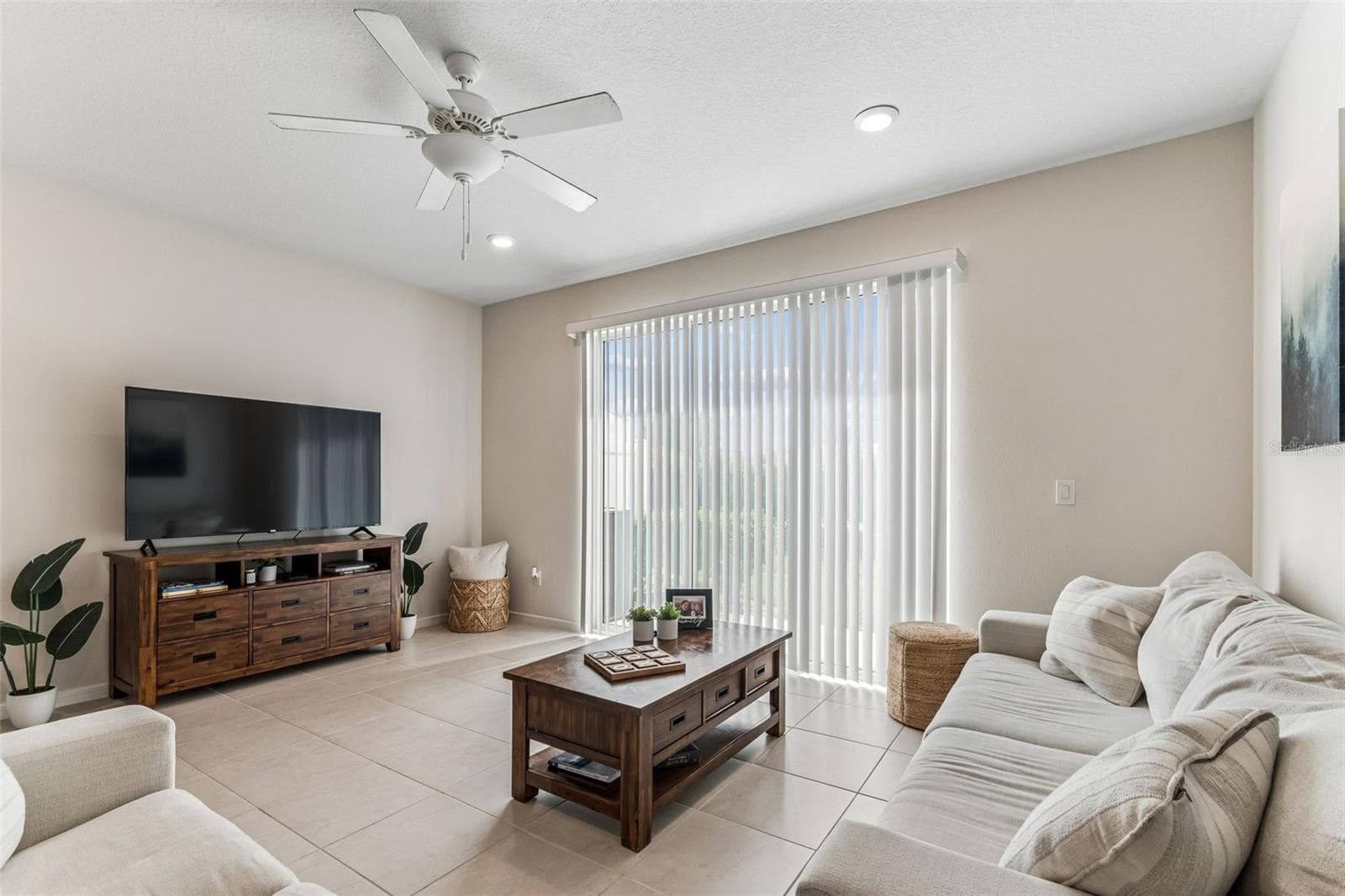 Townhouse at 31357 AMBERVIEW BND, WESLEY CHAPEL, photo 3 of 65