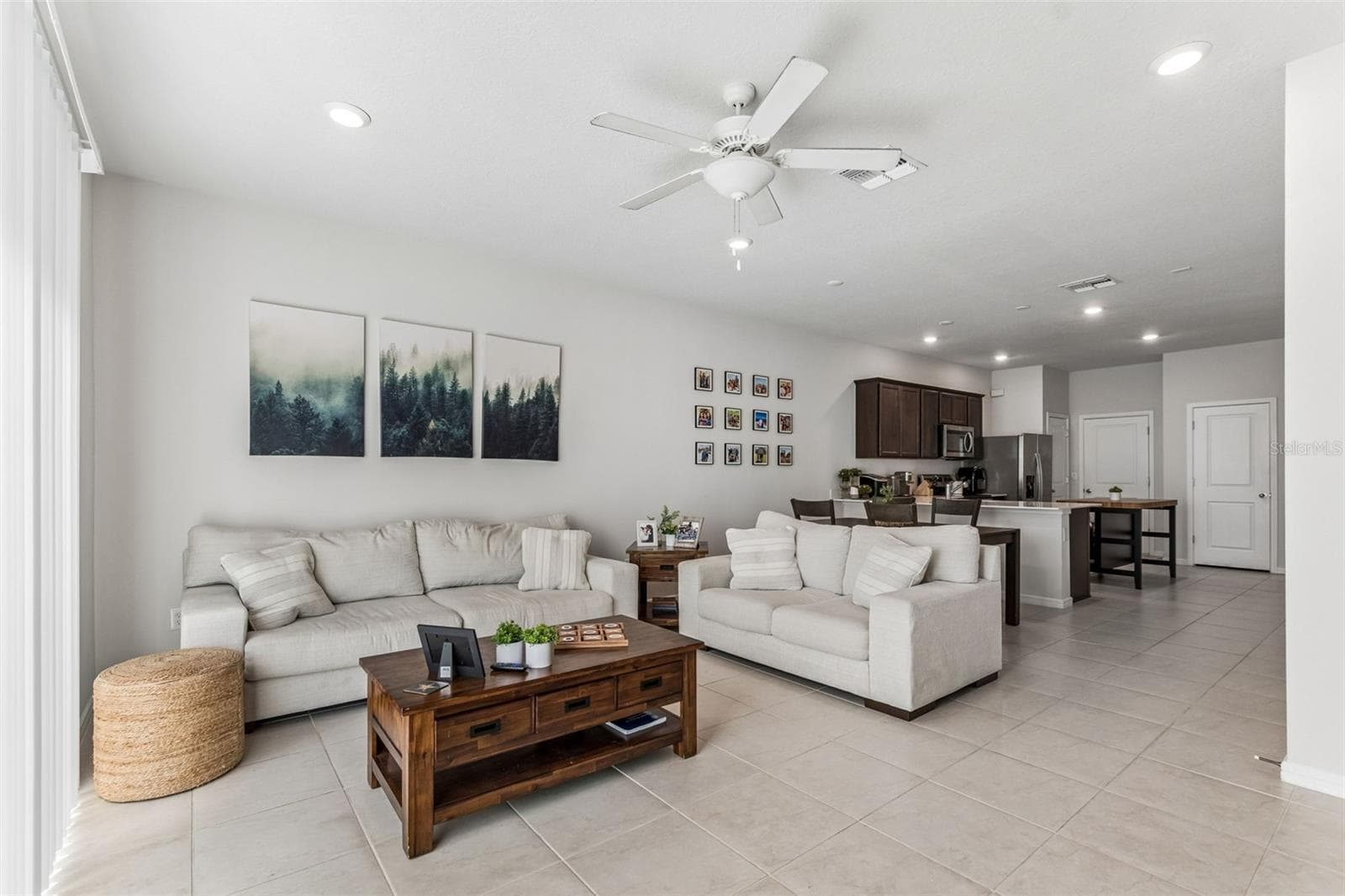 Townhouse at 31357 AMBERVIEW BND, WESLEY CHAPEL, photo 13 of 65