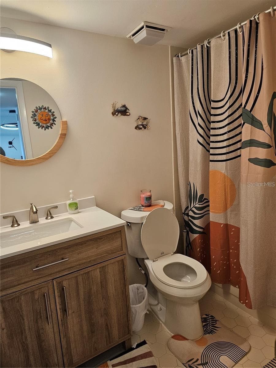 Condominium at 2104 GRANADA CT, LAKE WALES, photo 7 of 21