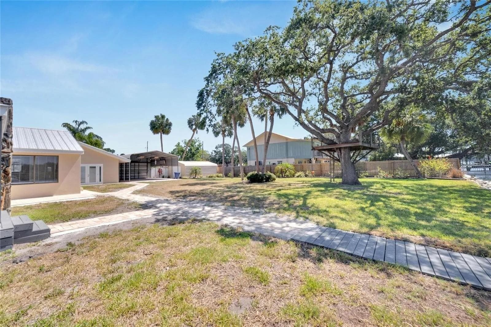 Single Family Residence at 9307 RIVER COVE DR, RIVERVIEW, photo 27 of 85