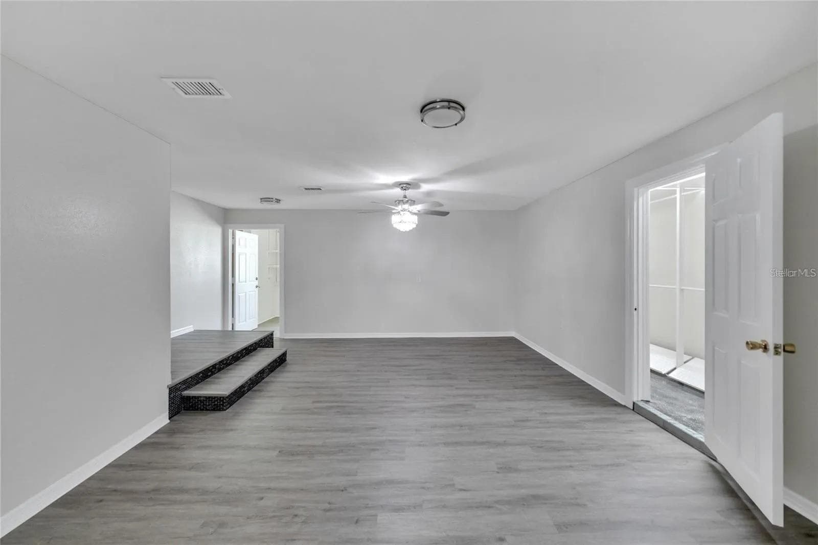 Single Family Residence at 9307 RIVER COVE DR, RIVERVIEW, photo 39 of 85