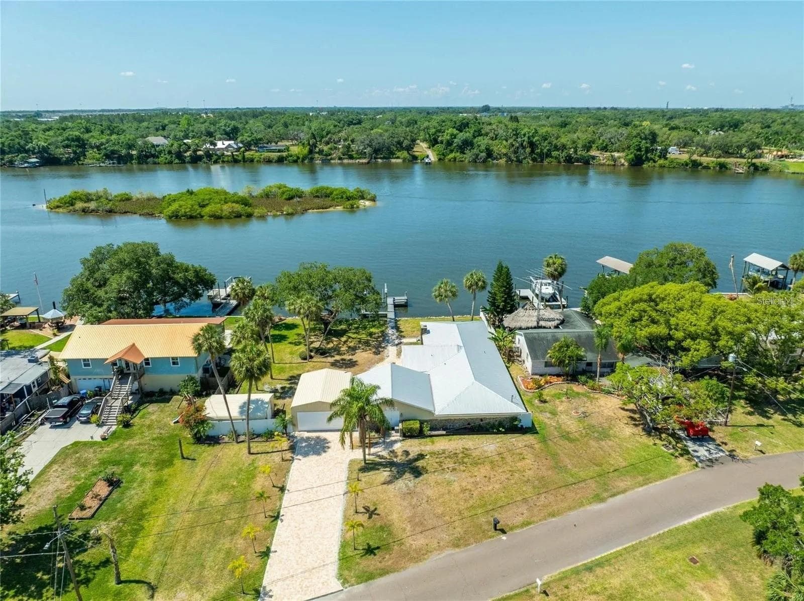 Single Family Residence at 9307 RIVER COVE DR, RIVERVIEW, photo 78 of 85