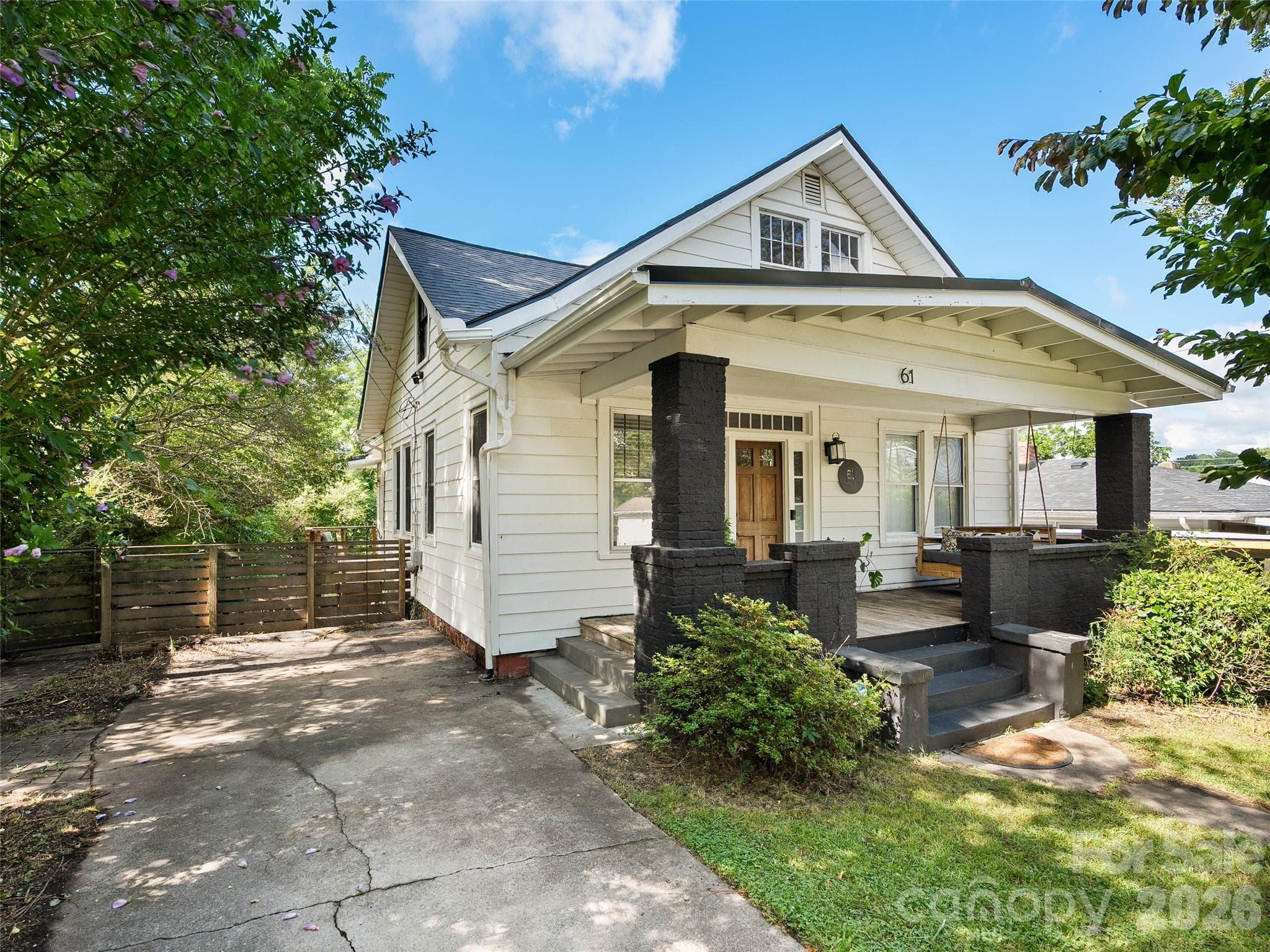 Timeless Craftsman in the heart of Asheville - Asheville