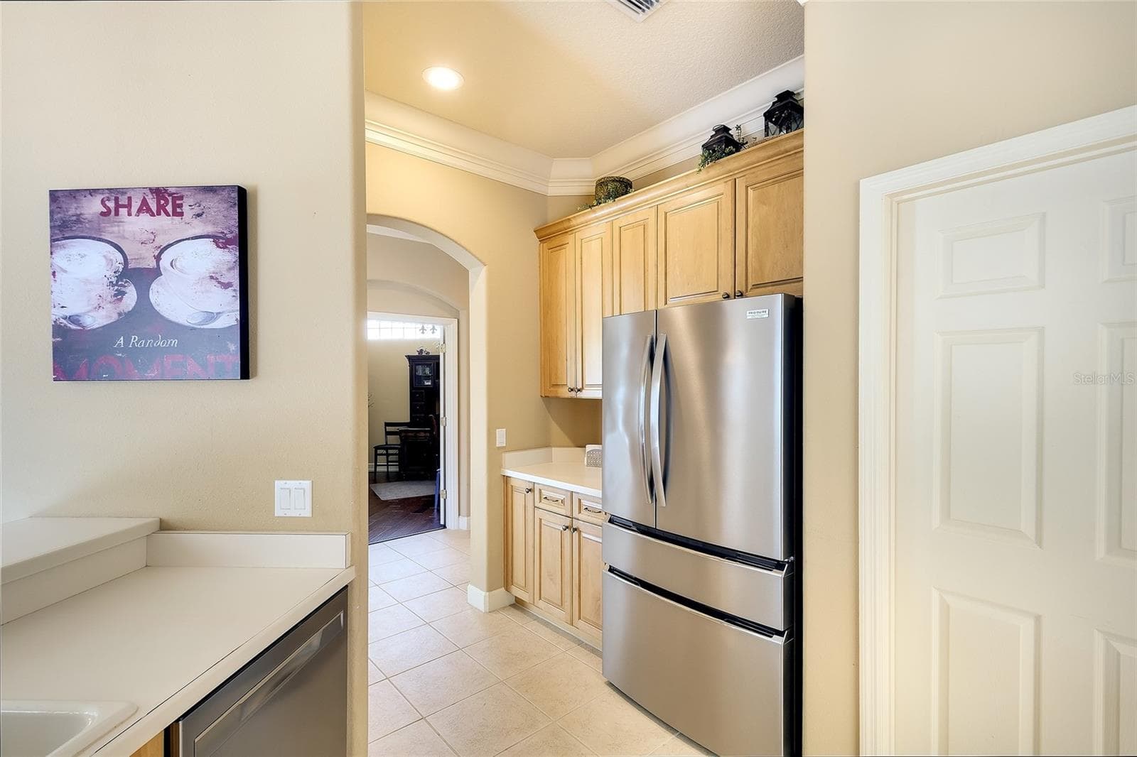 New Stainless appliances - 9735 53RD DR E, BRADENTON