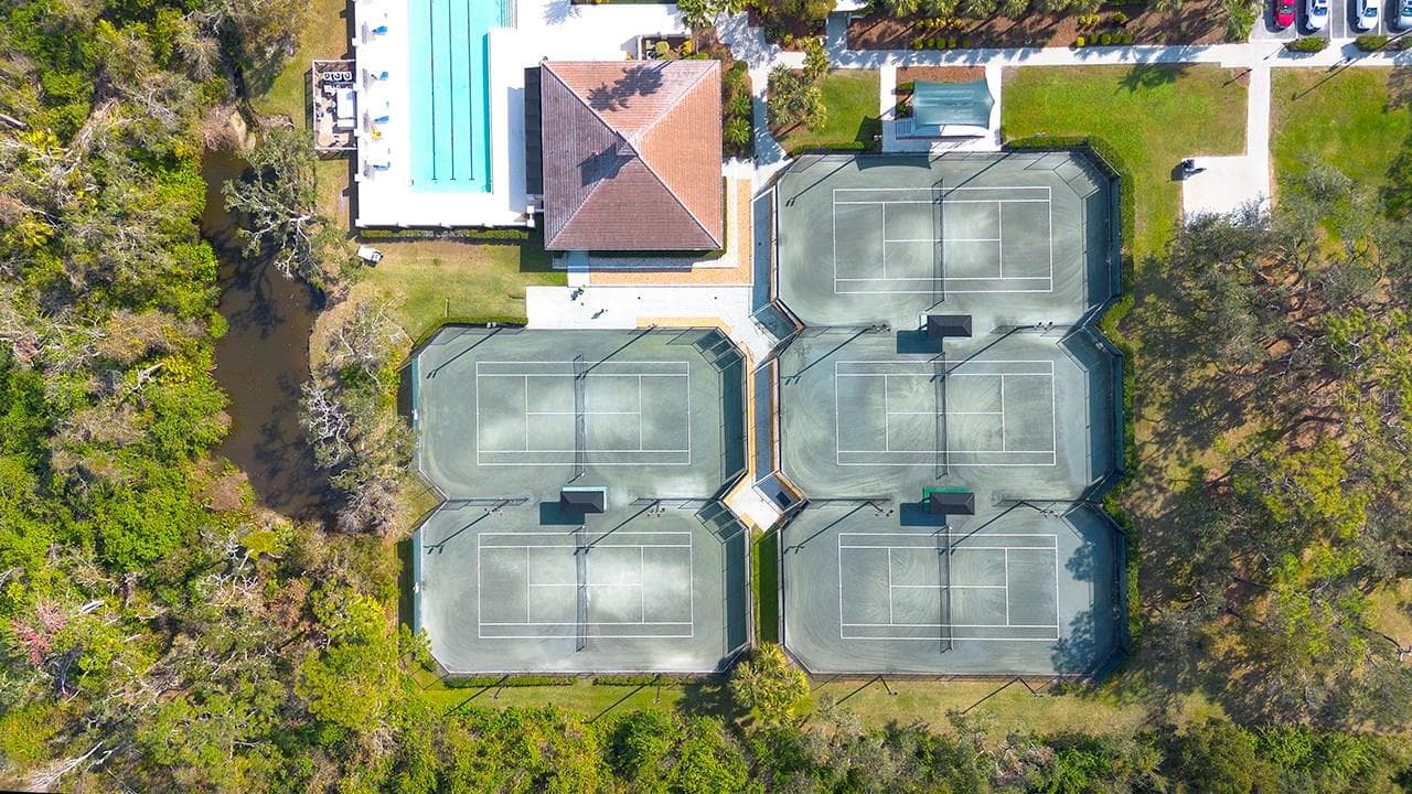 Lighted Har-Tru Tennis - 9735 53RD DR E, BRADENTON