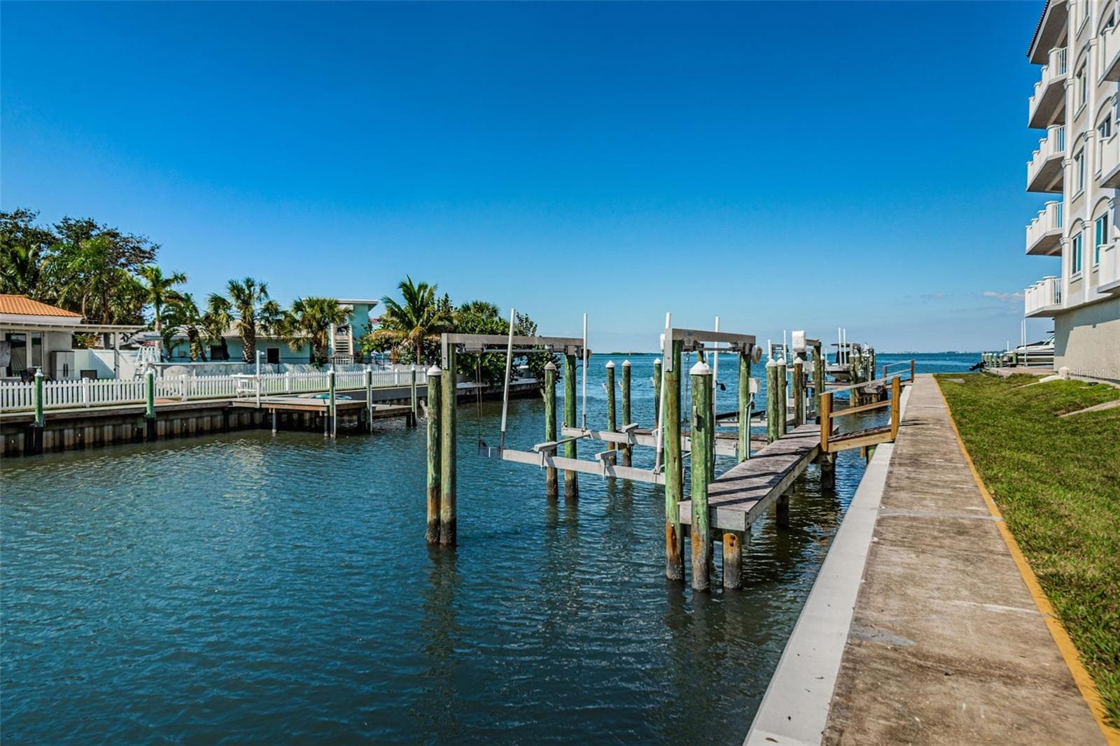 Condominium at 1860 N FORT HARRISON AVE #103, CLEARWATER, photo 74 of 94