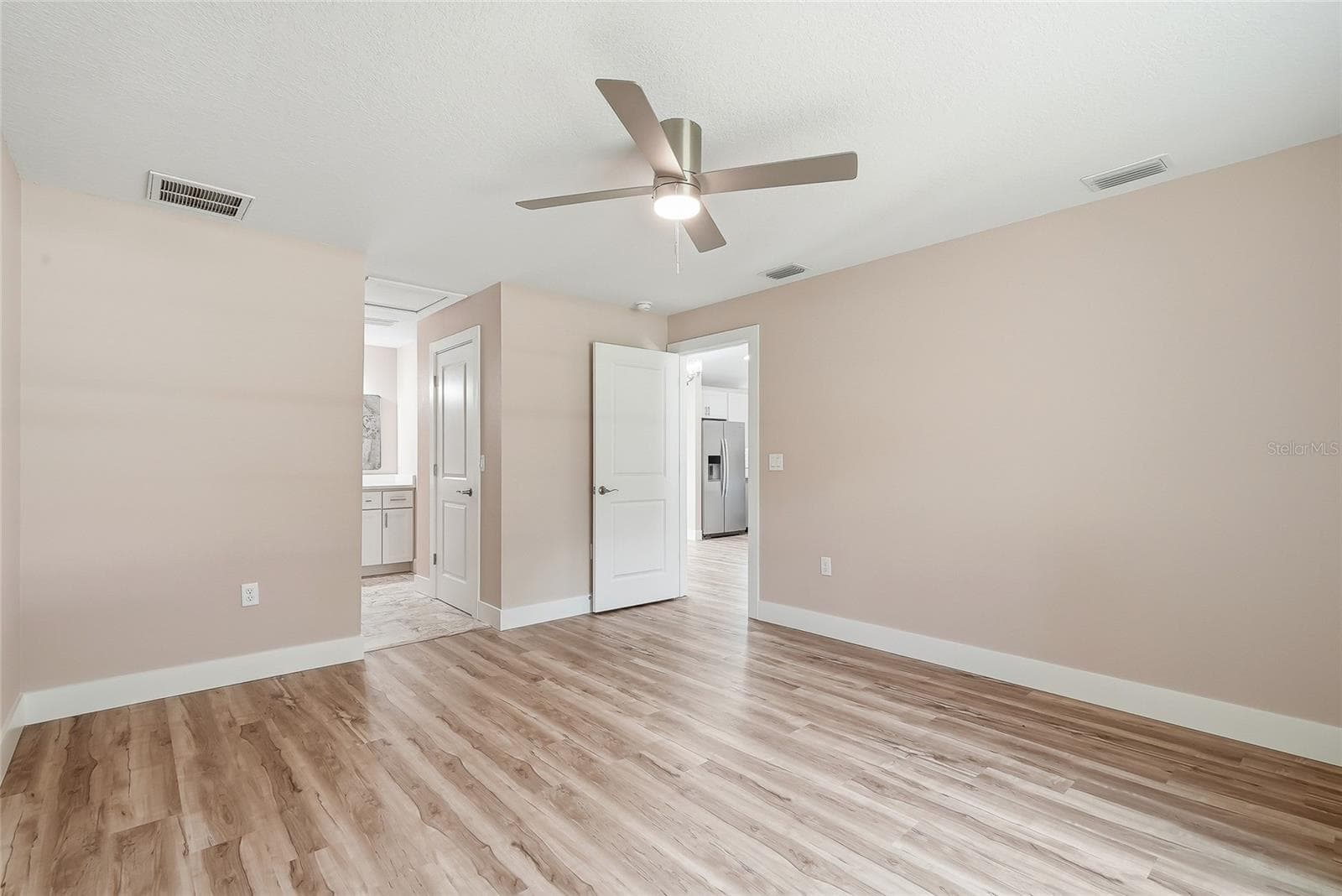 Single Family Residence at 16325 FORCE RD, BROOKSVILLE, photo 23 of 53