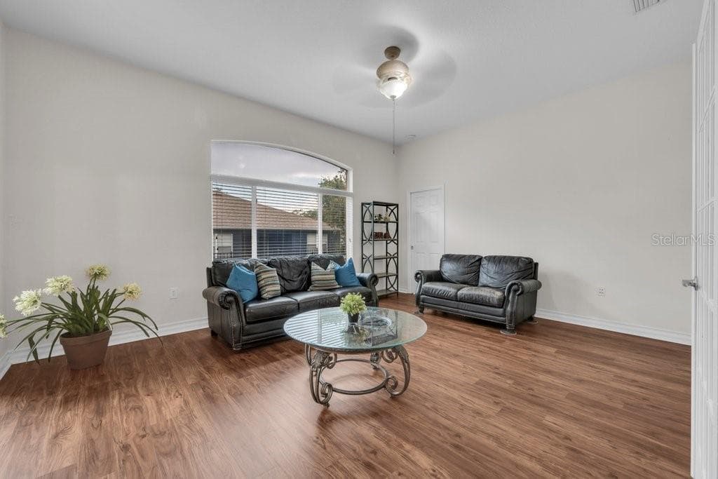 Single Family Residence at 16135 BRIDGEDALE DR, LITHIA, photo 26 of 40
