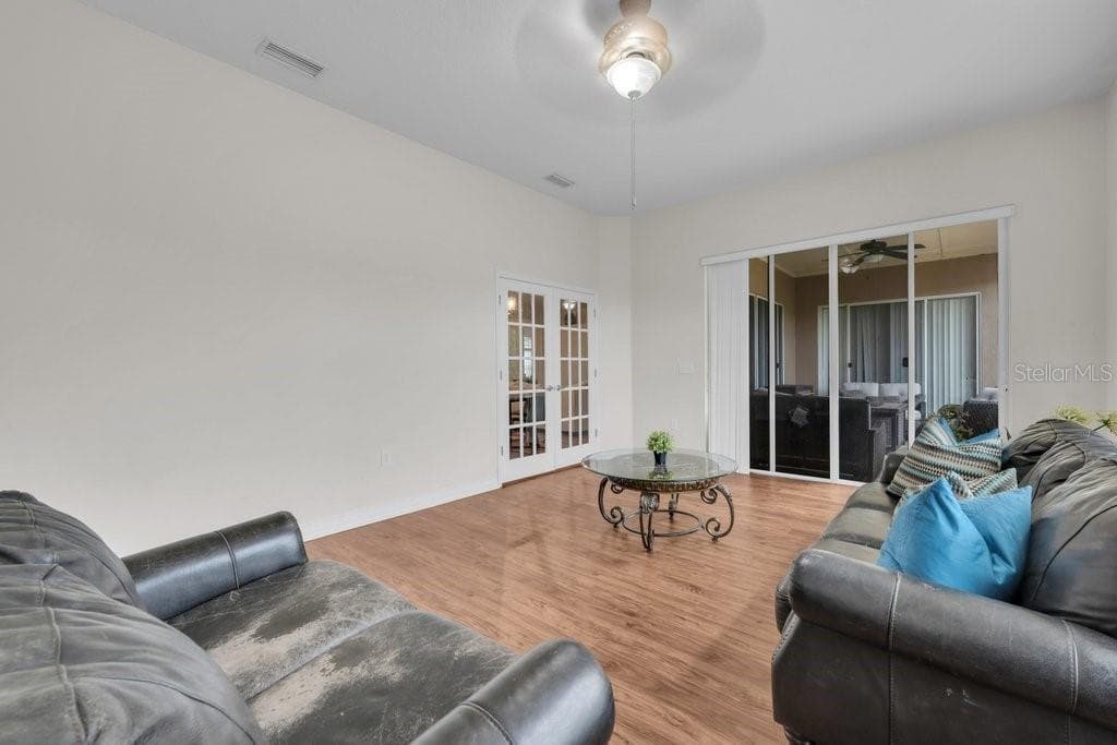 Single Family Residence at 16135 BRIDGEDALE DR, LITHIA, photo 27 of 40