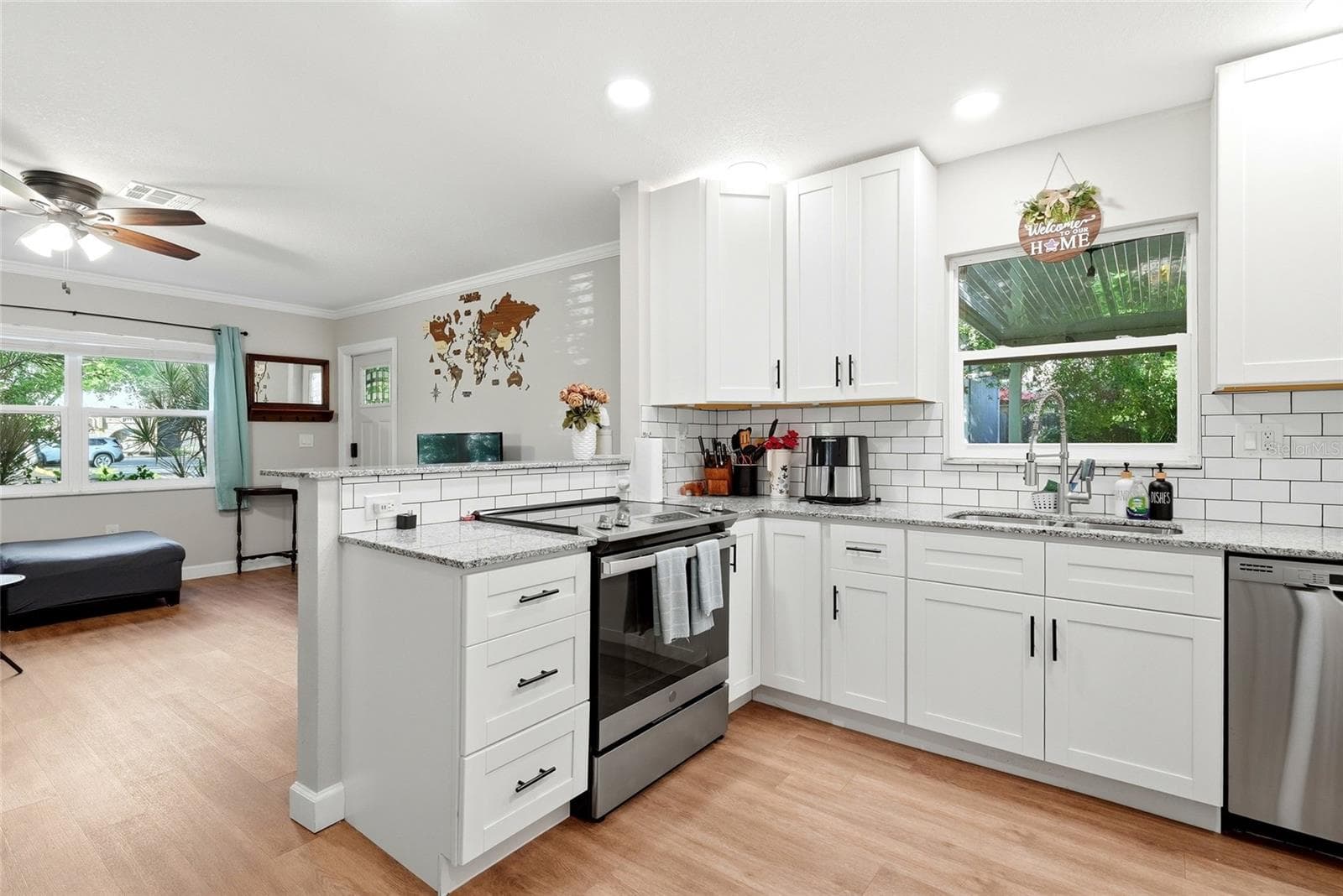 2300 kitchen - 2310 29TH ST N, ST PETERSBURG