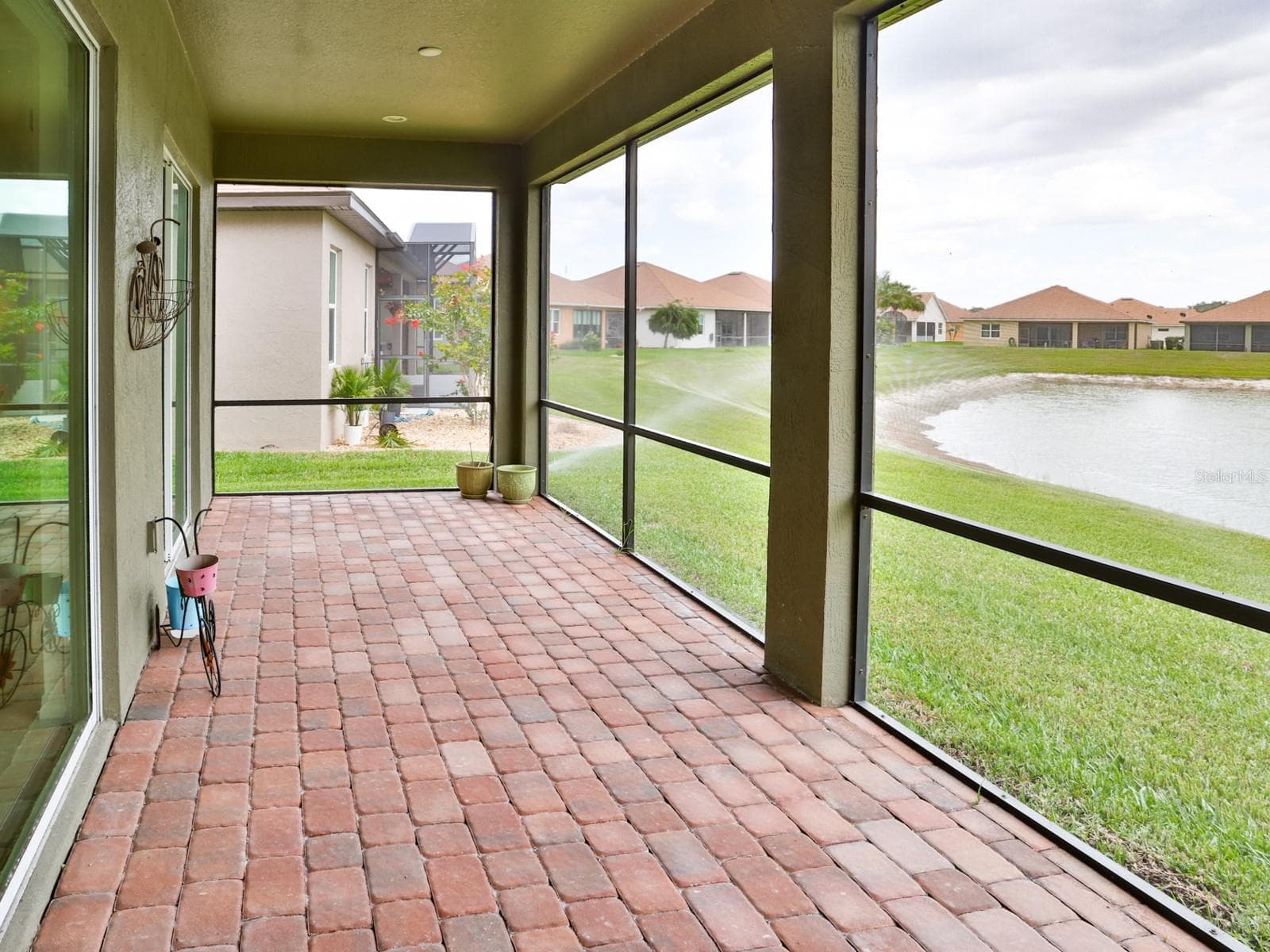 Single Family Residence at 1061 SAWGRASS DR, WINTER HAVEN, photo 22 of 52