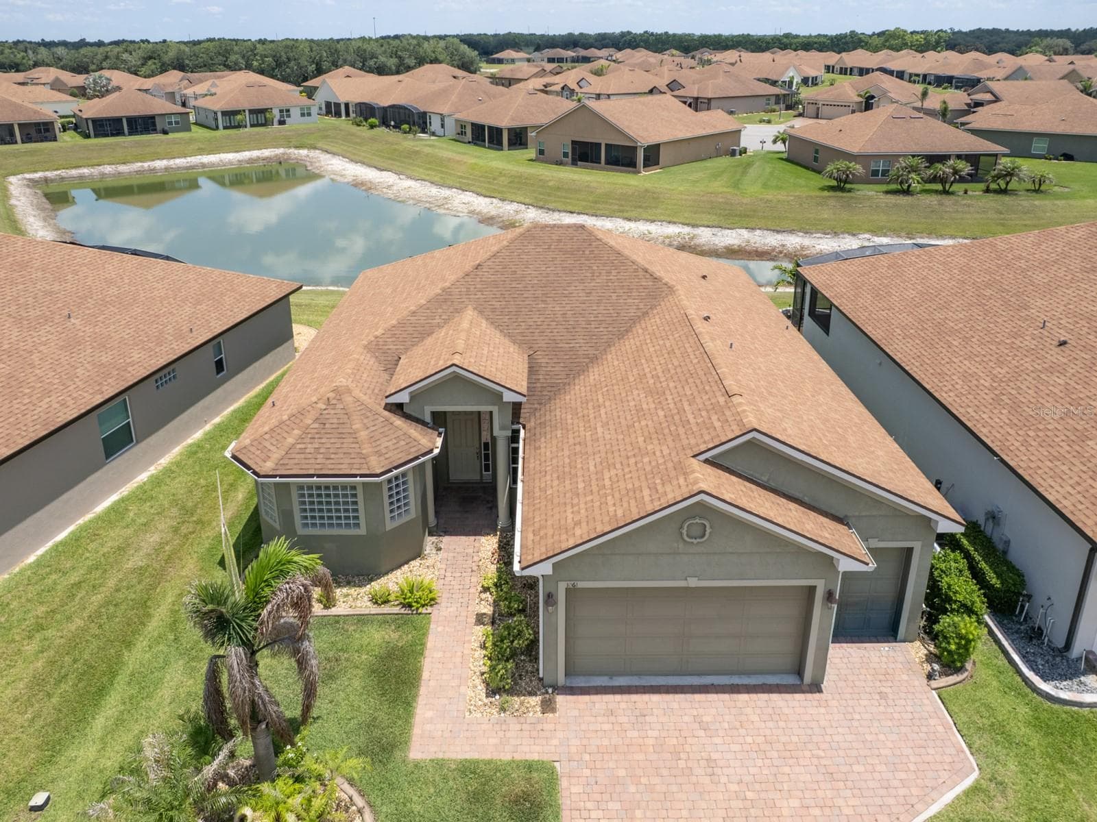 Single Family Residence at 1061 SAWGRASS DR, WINTER HAVEN, photo 24 of 52