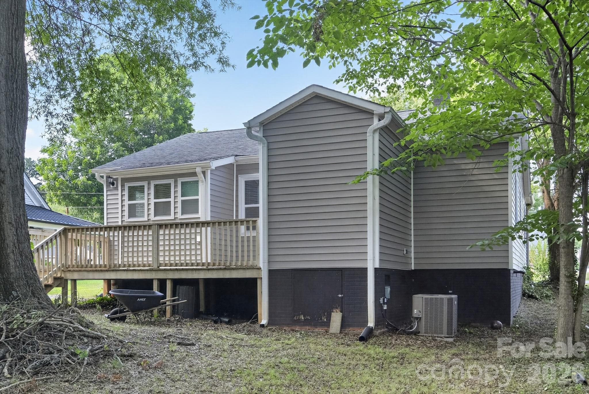 Single Family Residence at 303 W Ketchie Street, China Grove, photo 8 of 31