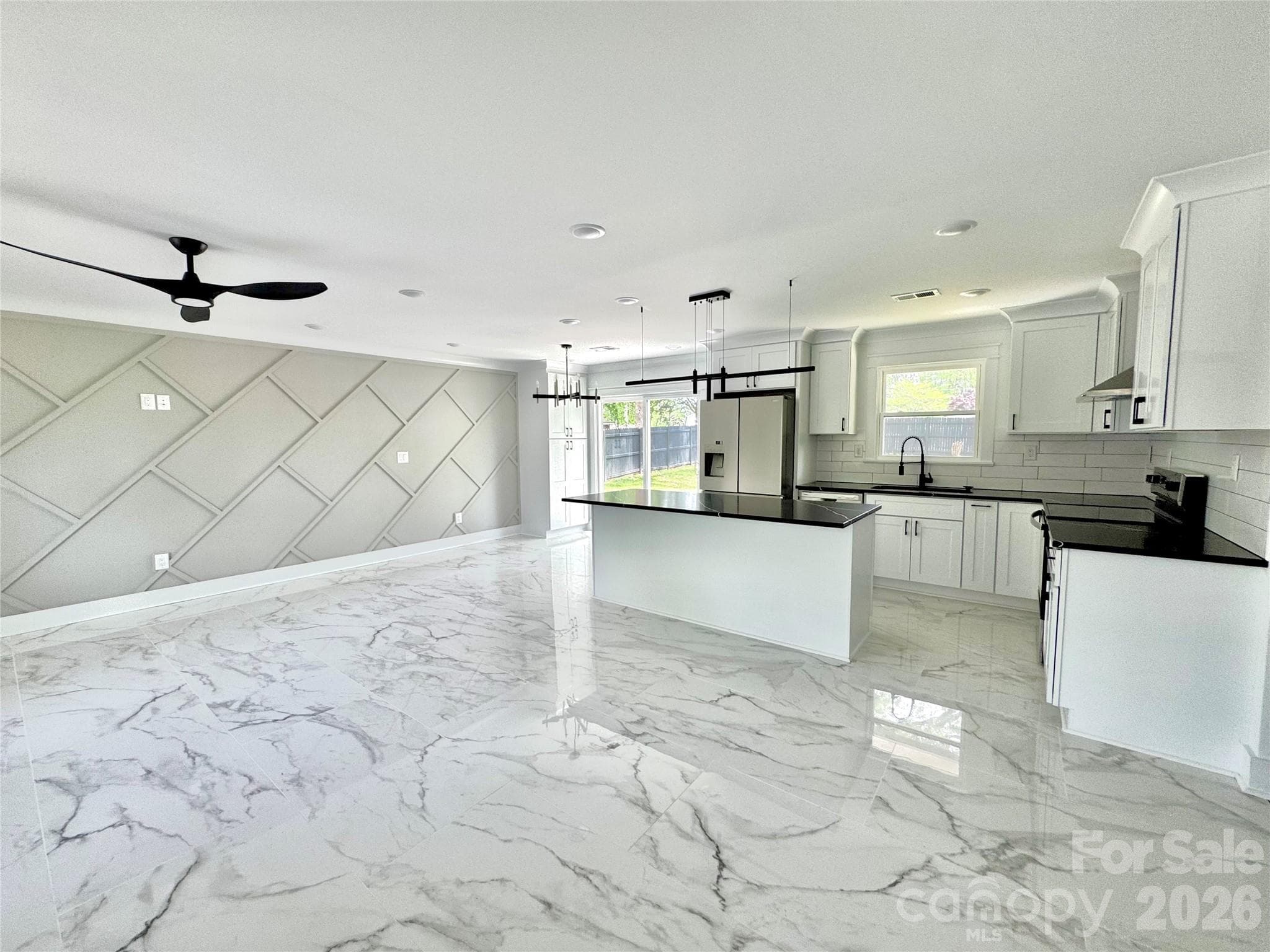 Single Family Residence at Charlotte, photo 2 of 34