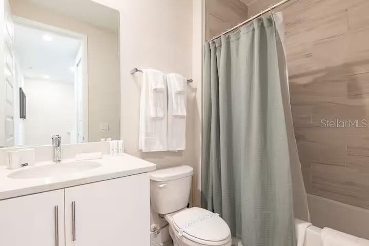 Townhouse at 792 DRIVING RANGE CT, REUNION, photo 5 of 23