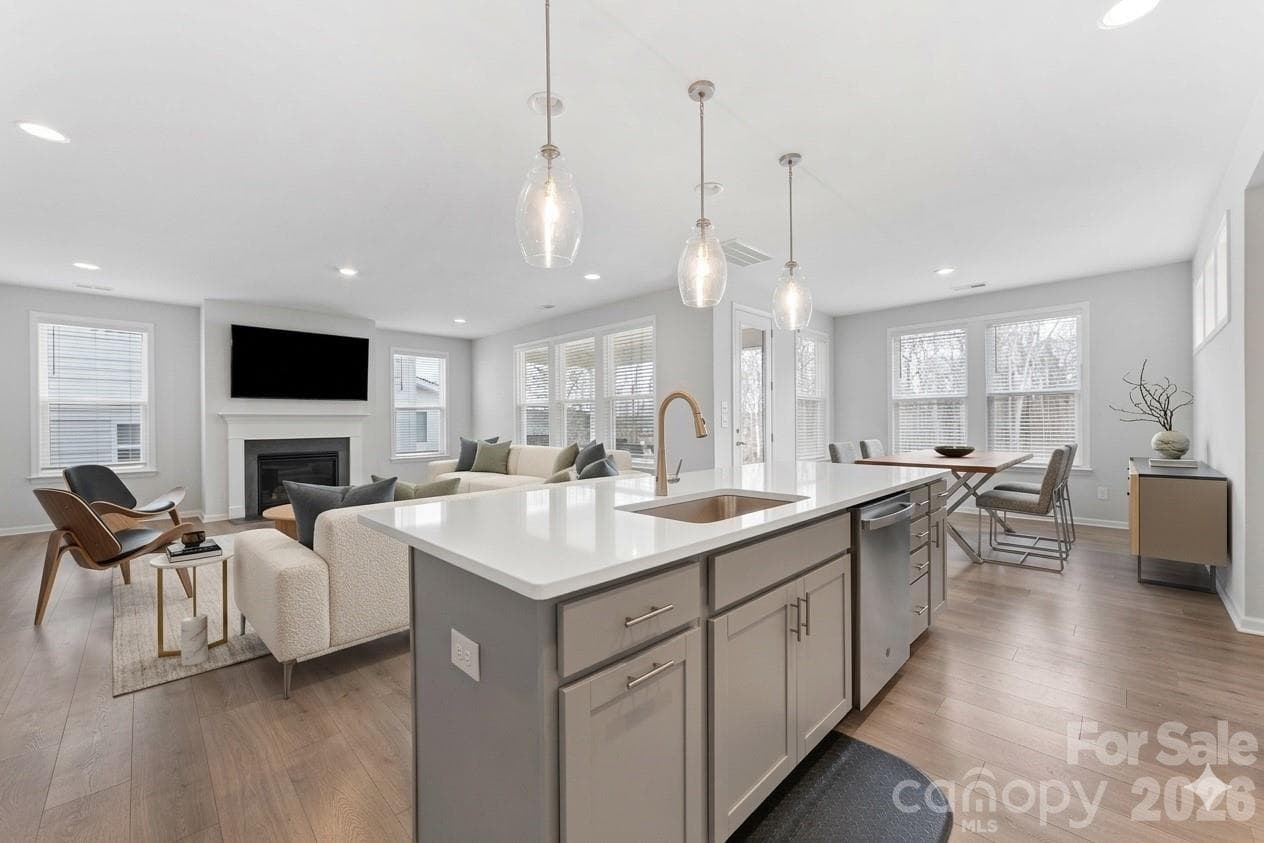 virtually staged - Mooresville