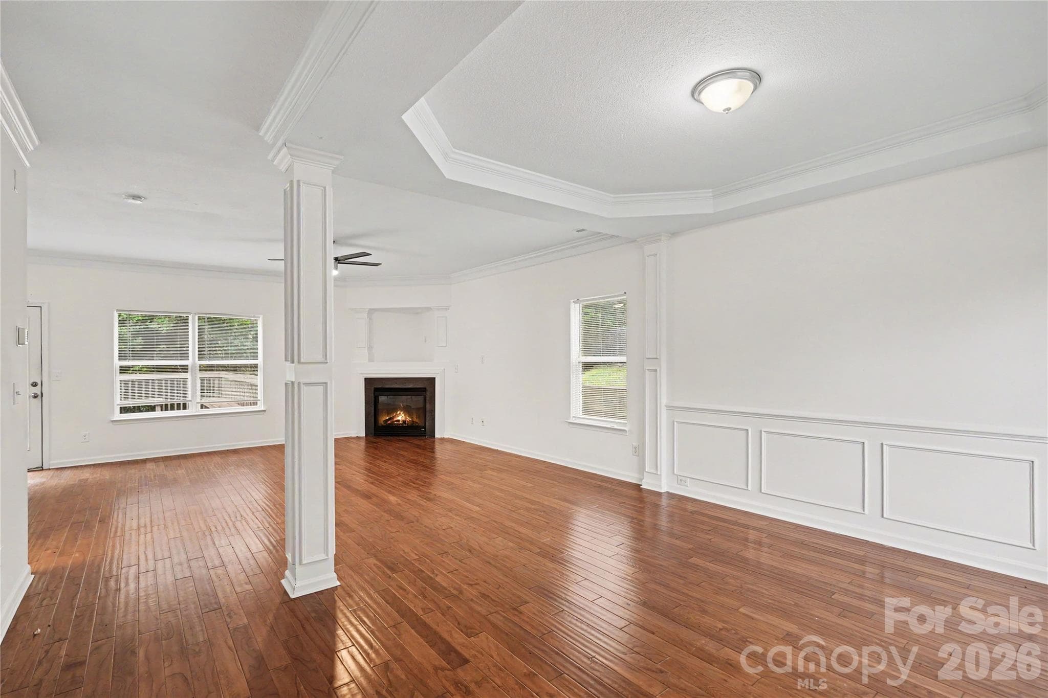 Single Family Residence at 2823 Forest Grove Court, Charlotte, photo 2 of 17