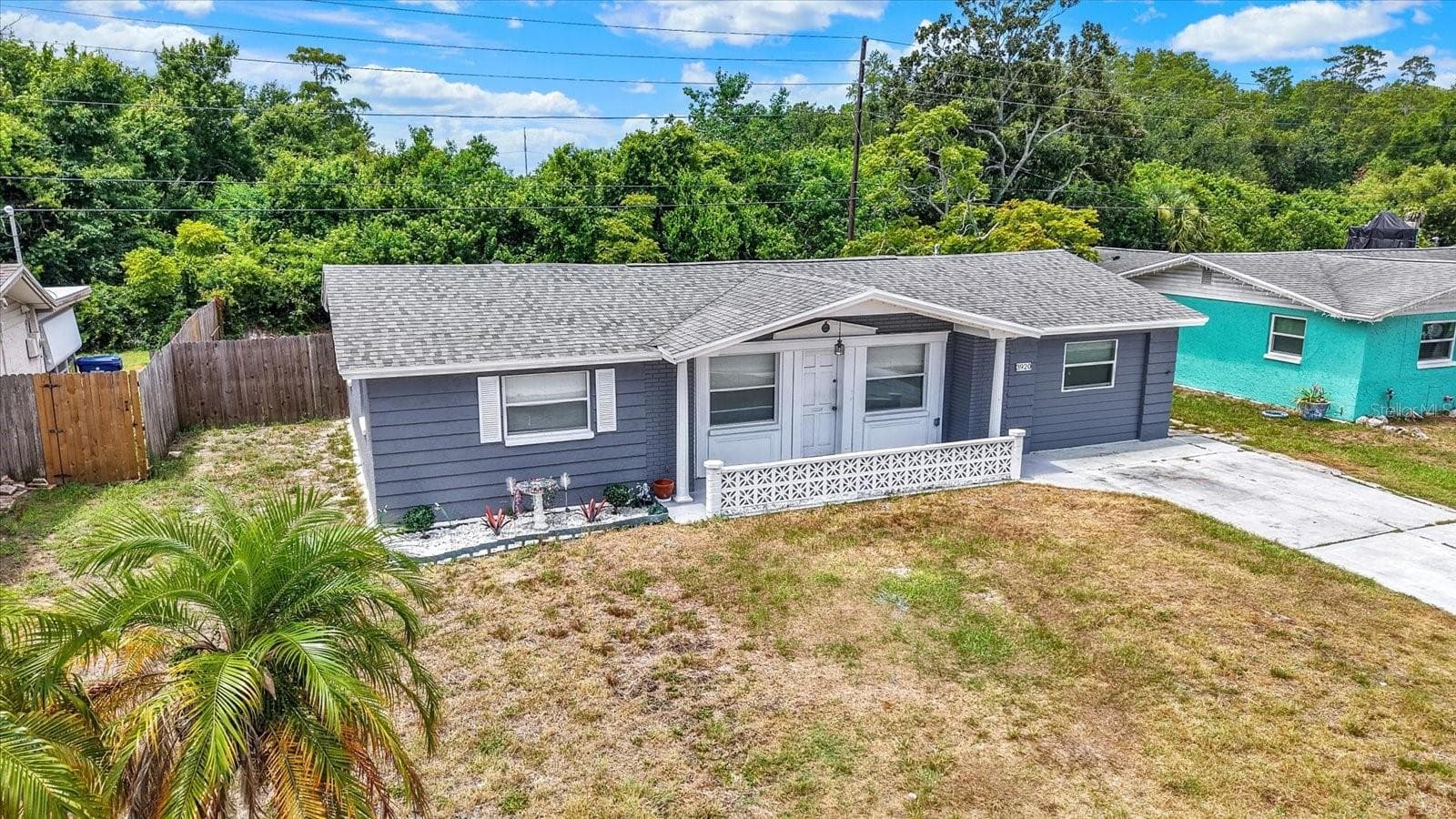side drone shot - 3920 BEACON SQUARE DR, HOLIDAY
