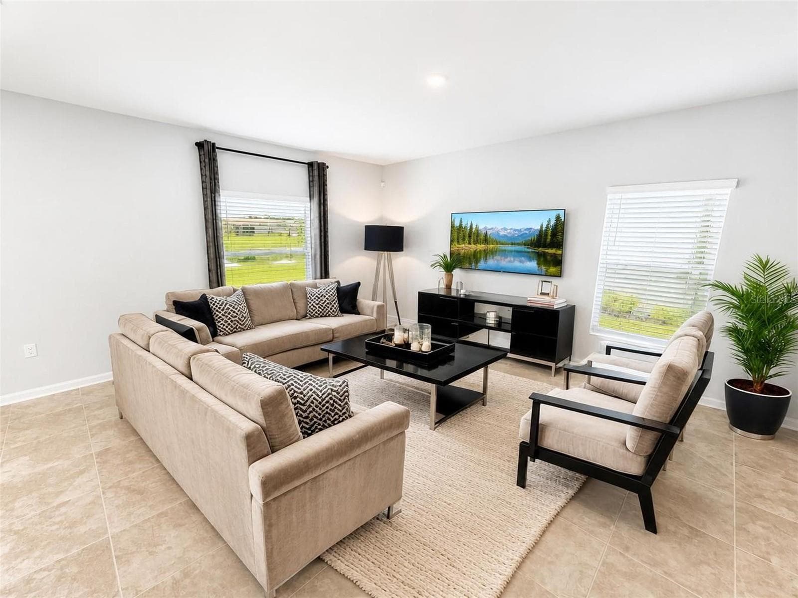 Family Room - 5632 LOGGIA LN, KISSIMMEE