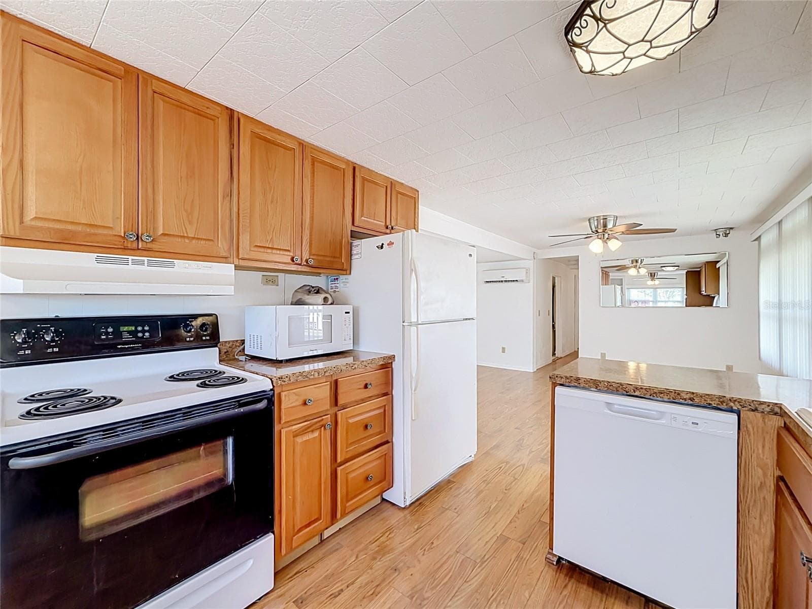 Mobile Home at 800 32ND AVE S #727, ST PETERSBURG, photo 10 of 32