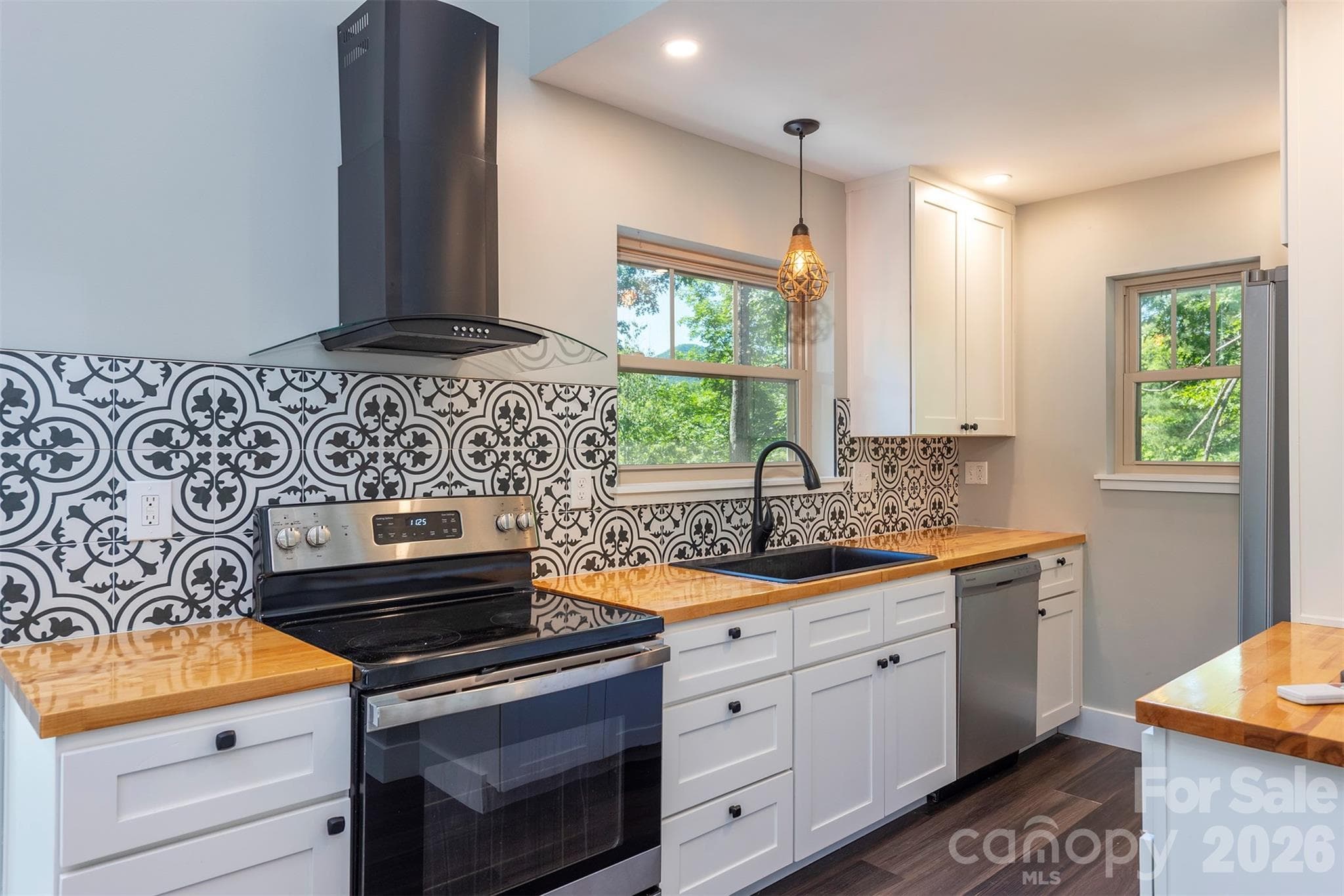 Single Family Residence at Black Mountain, photo 3 of 41