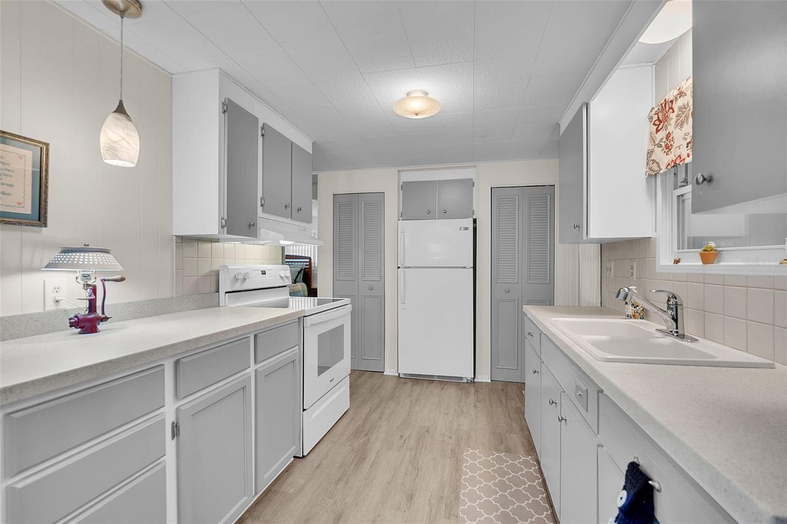 Mobile Home at 5619 BAYSHORE RD #319, PALMETTO, photo 6 of 40