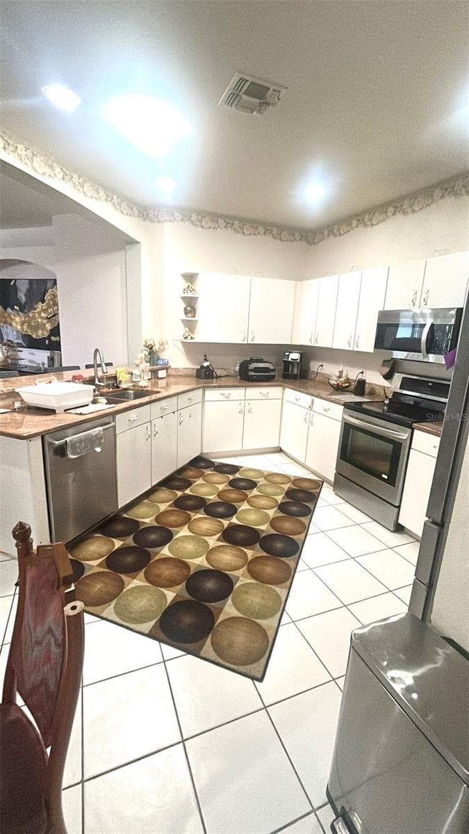 Single Family Residence at 30236 LETTINGWELL CIR, WESLEY CHAPEL, photo 23 of 37
