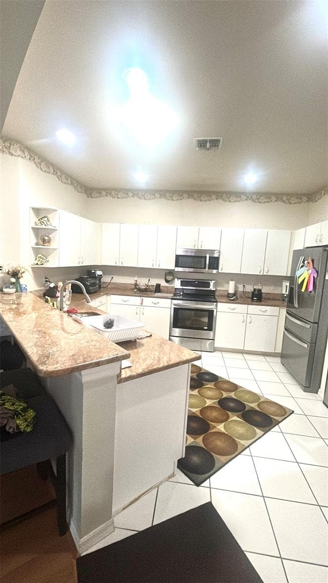 Single Family Residence at 30236 LETTINGWELL CIR, WESLEY CHAPEL, photo 24 of 37