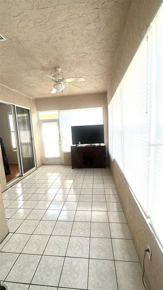 Single Family Residence at 30236 LETTINGWELL CIR, WESLEY CHAPEL, photo 30 of 37