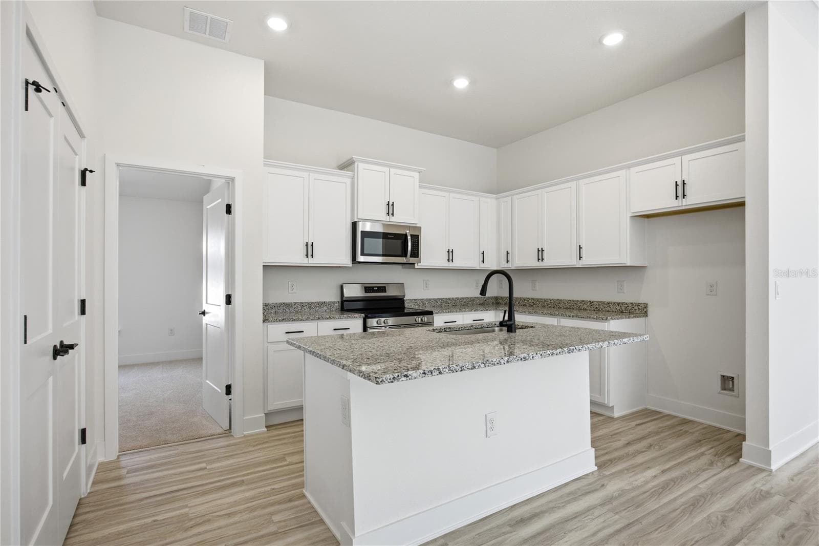 Single Family Residence at 16780 NW 178TH TER, ALACHUA, photo 7 of 52
