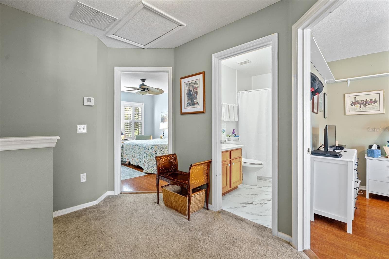 Upstairs Landing - 7134 FIVE OAKS DR #4B, ST CLOUD
