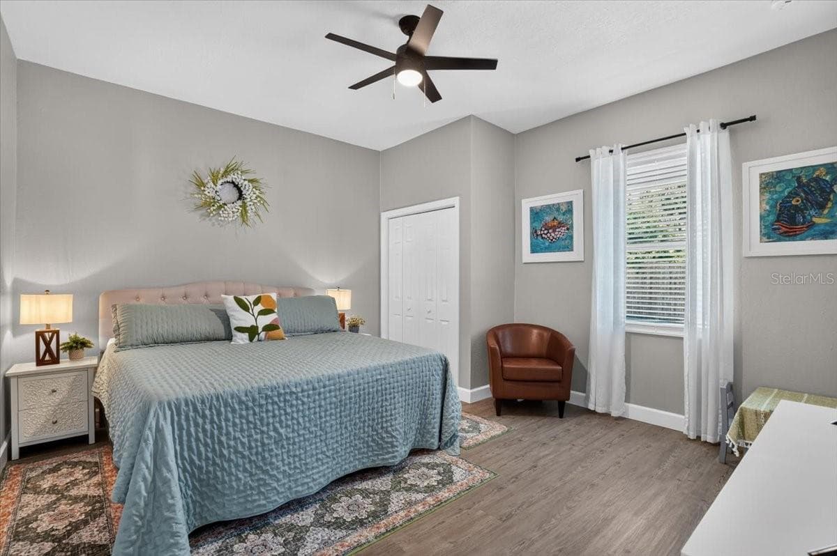 Guest bedroom with en-suite bathroom - 11740 DARSEY RD, PARRISH