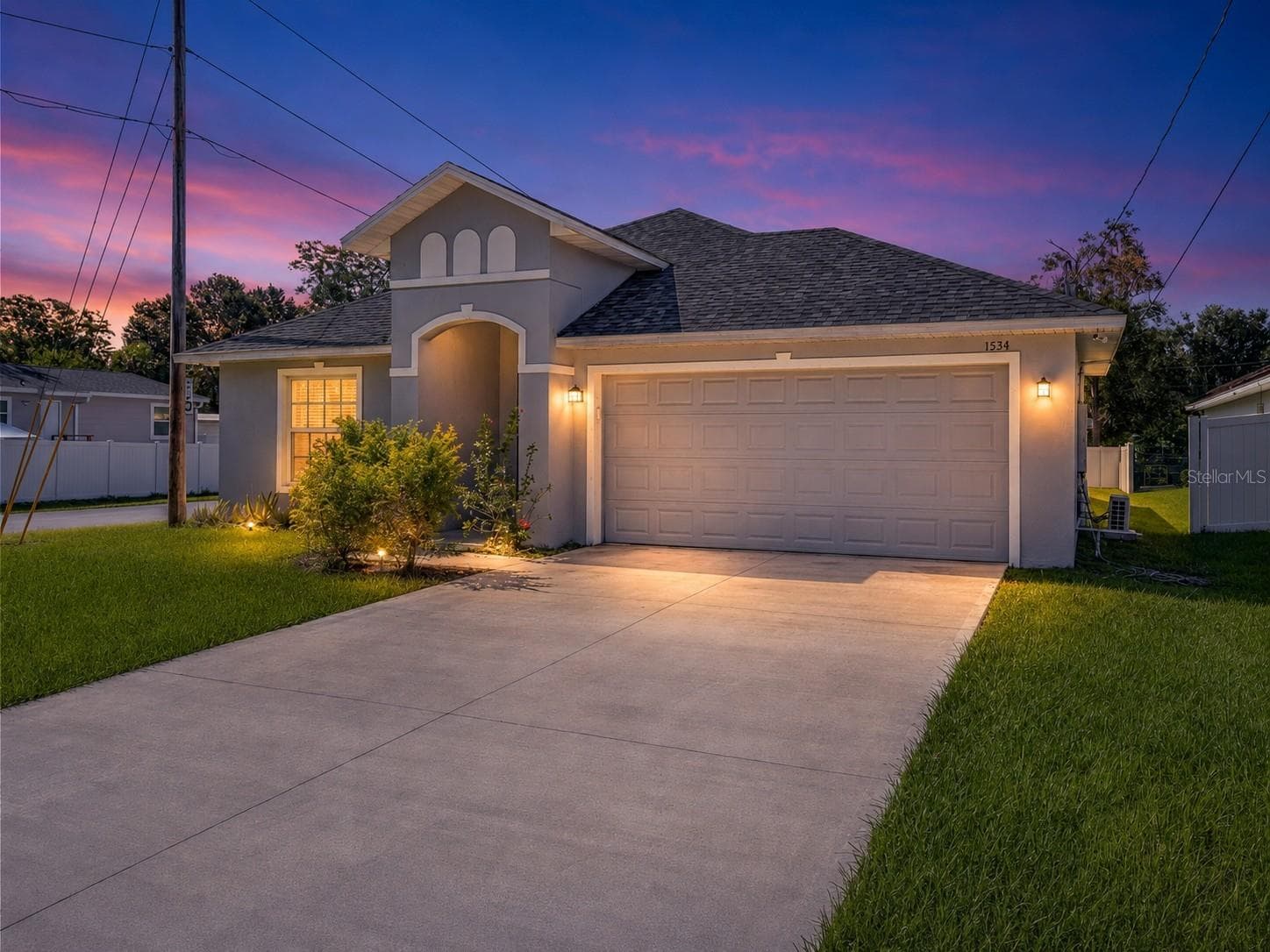 Single Family Residence at 1534 PINE ST, ORLANDO, photo 5 of 28
