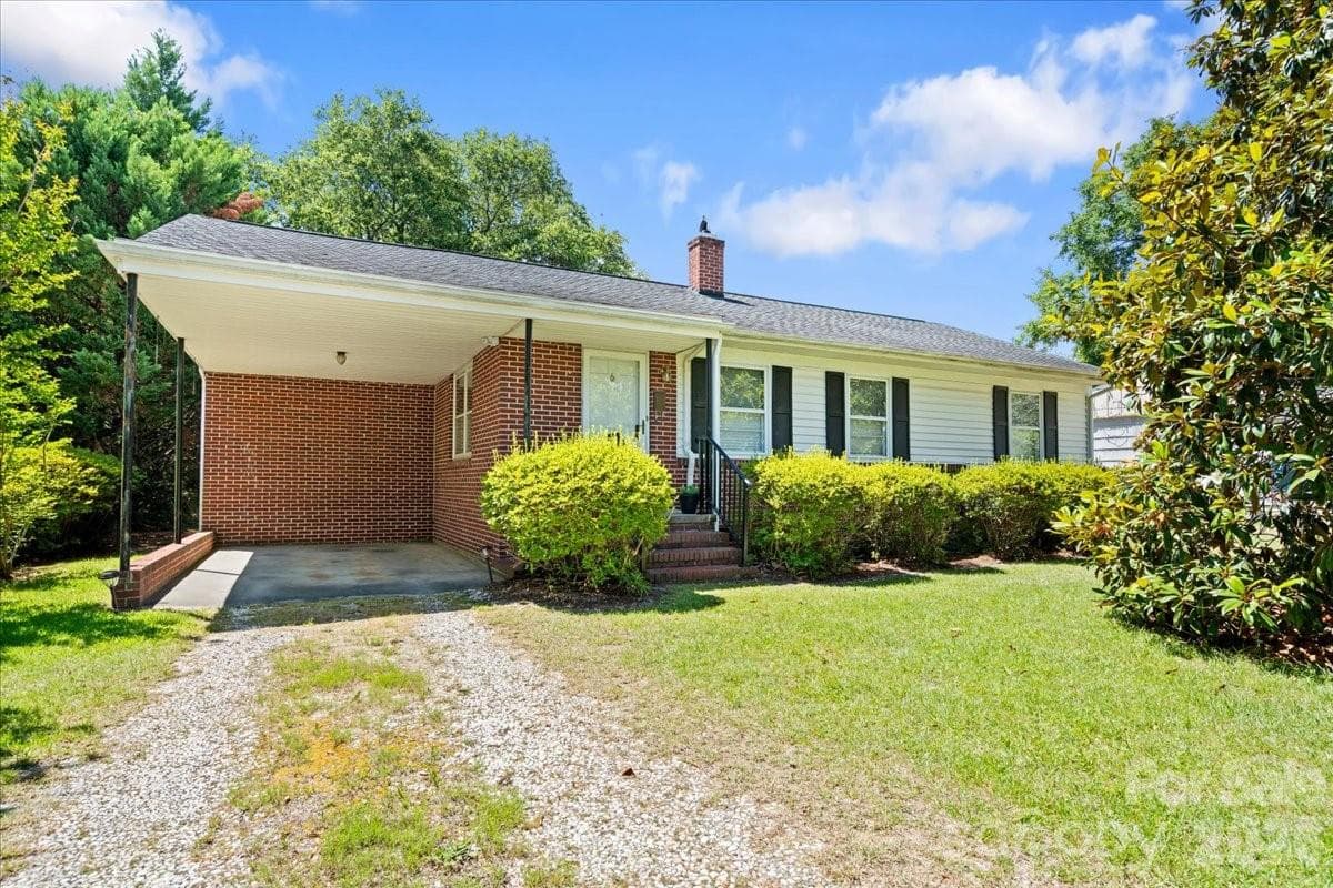 Single Family Residence at None, Cheraw, photo 4 of 32