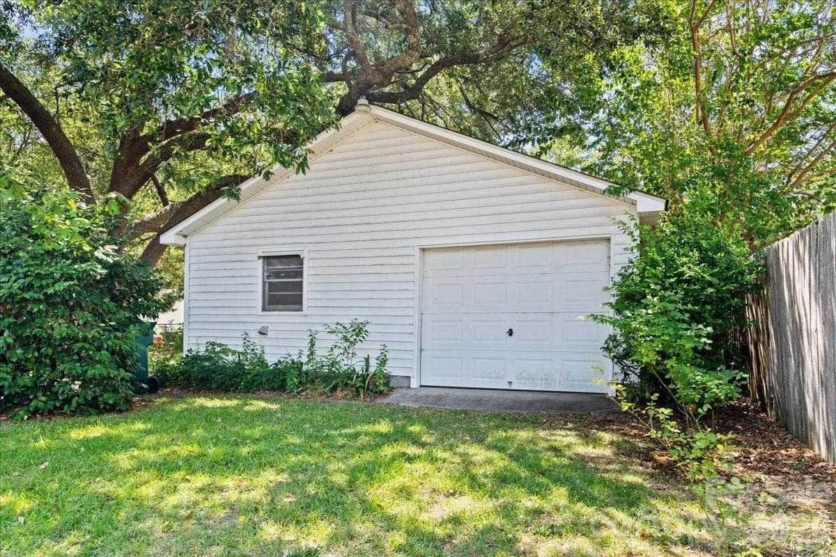 Single Family Residence at None, Cheraw, photo 30 of 32