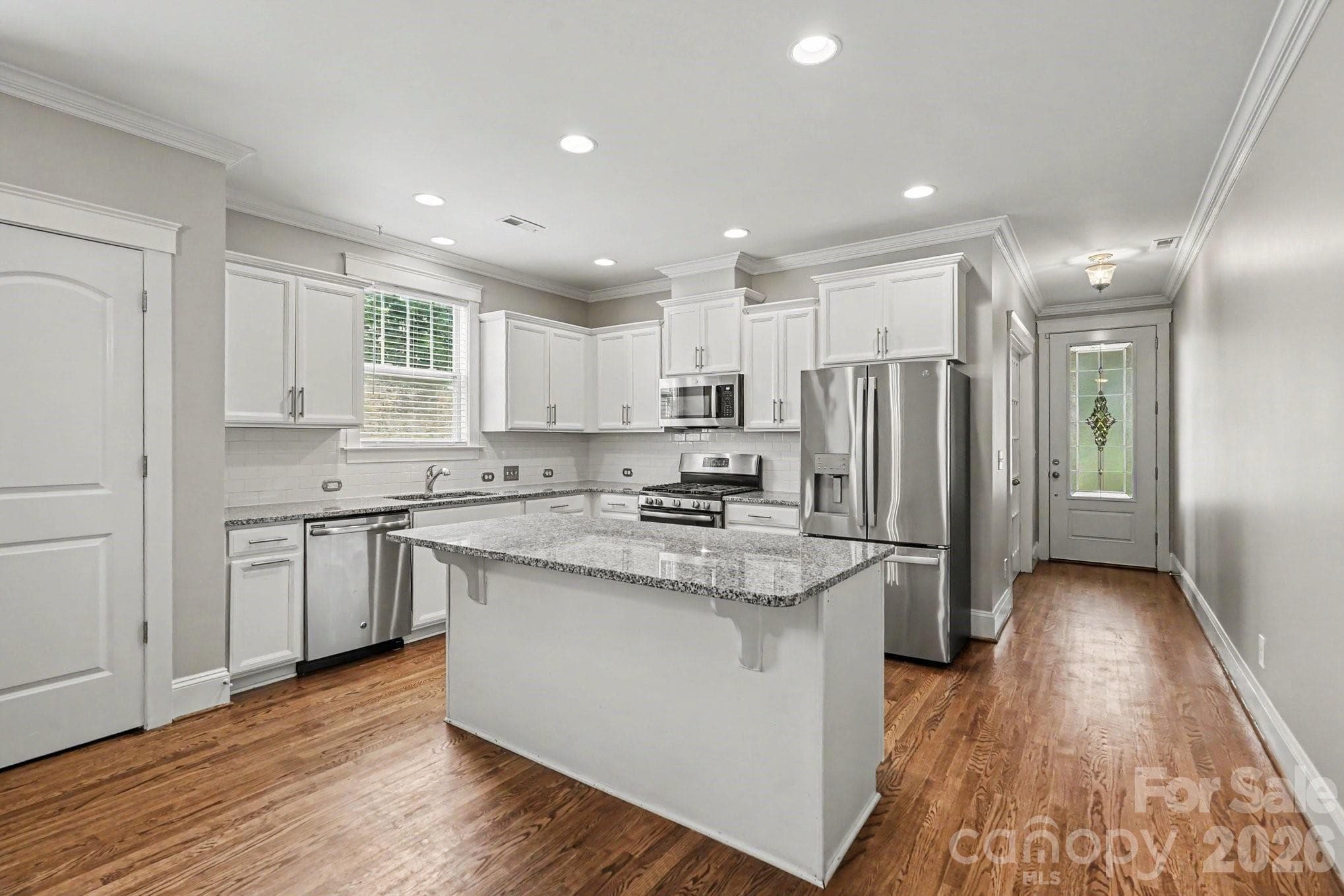 Townhouse at 734 Waterscape Court, Rock Hill, photo 6 of 33