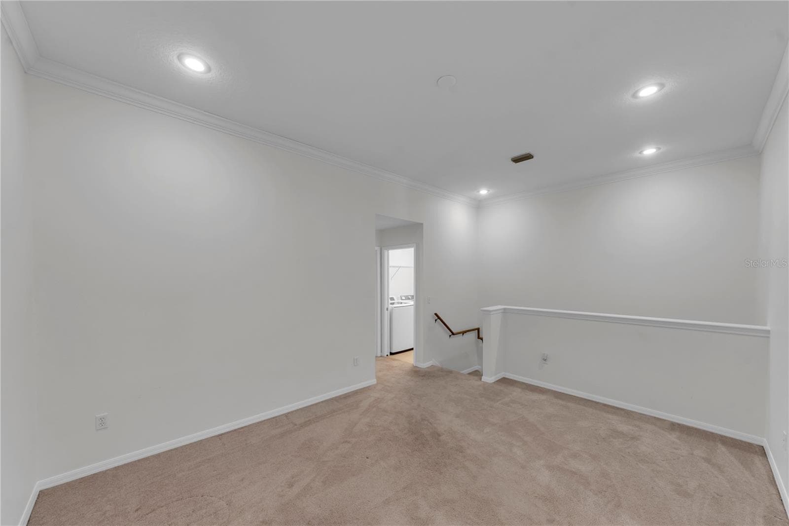 LOFT/ BONUS ROOM - 1421 RIDGE TER, TARPON SPRINGS