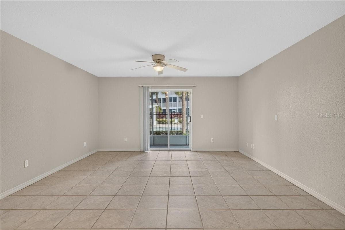 Townhouse at 14846 SEMINOLE TRL, SEMINOLE, photo 13 of 79