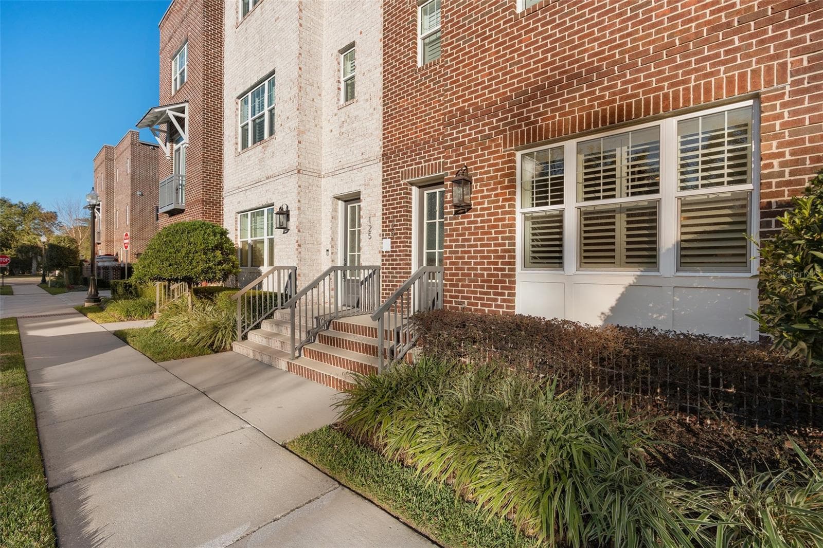 129 S PARK AVE #8E