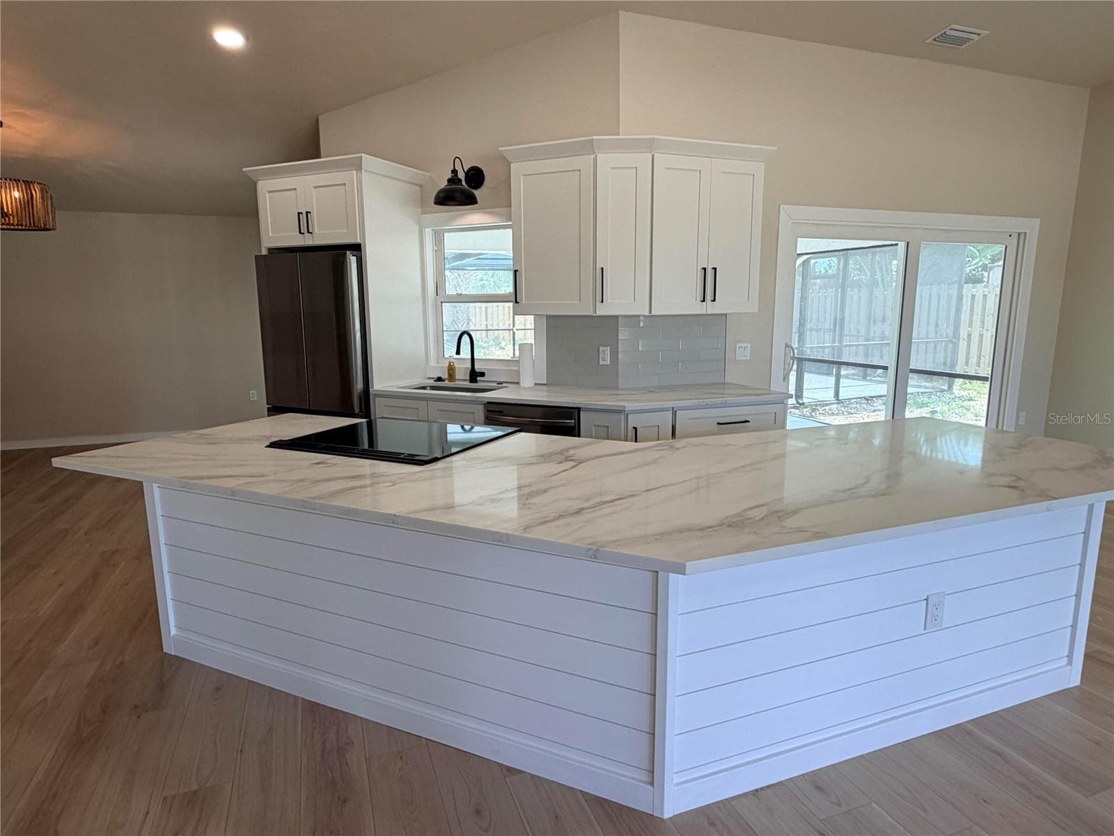 Single Family Residence at 303 70TH ST NW, BRADENTON, photo 5 of 17