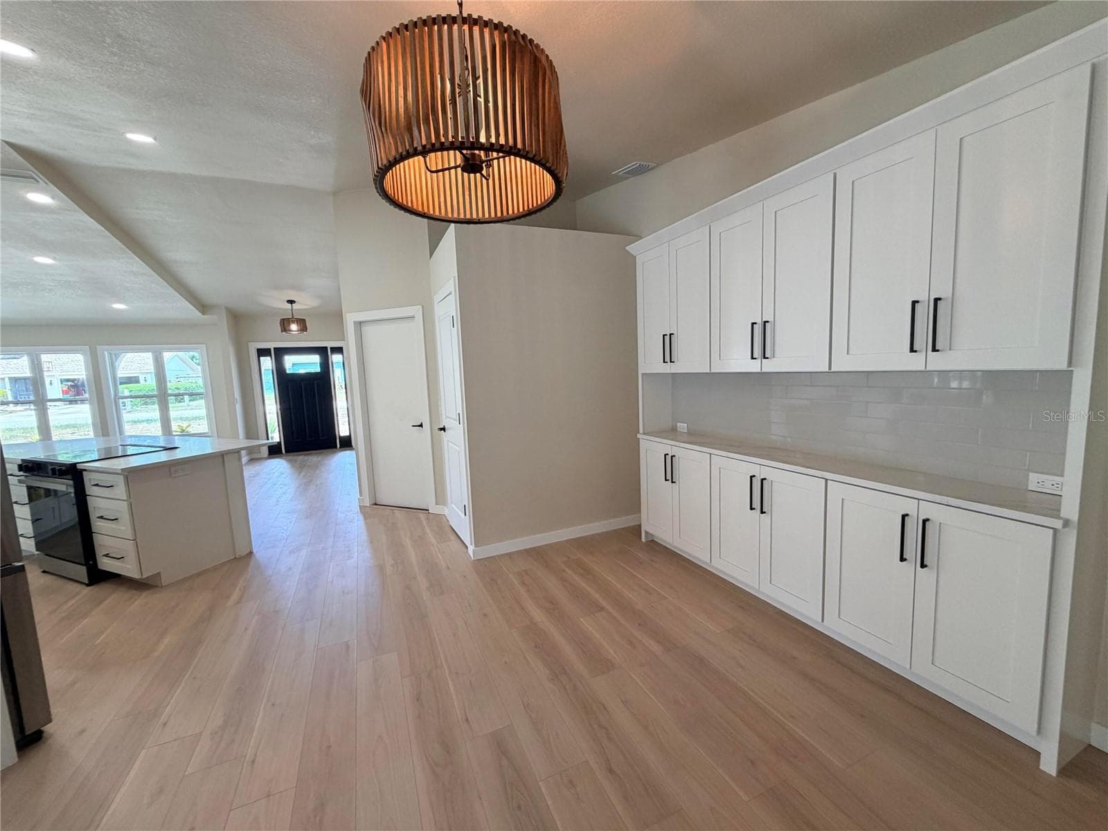 Single Family Residence at 303 70TH ST NW, BRADENTON, photo 11 of 17