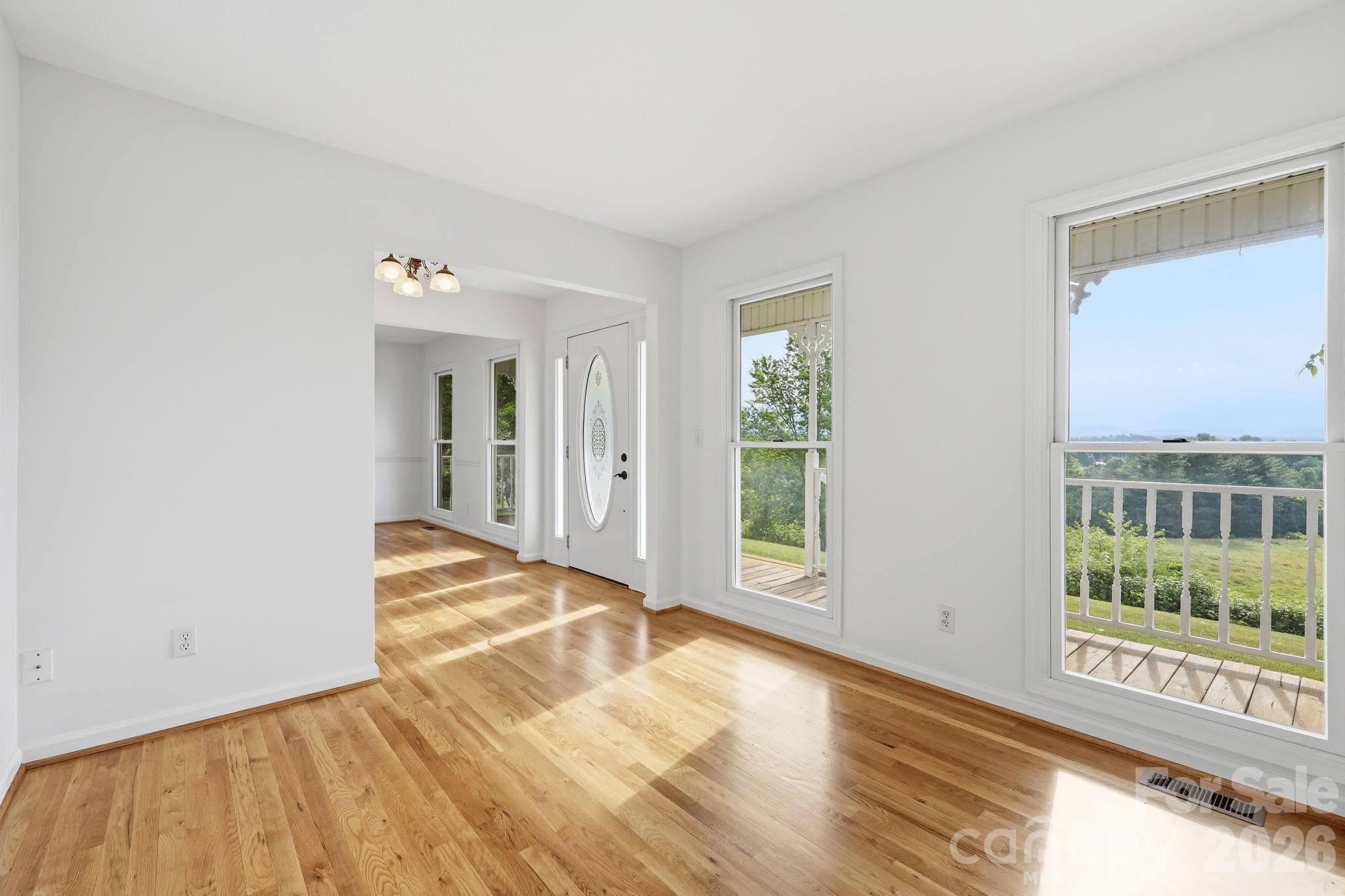 Front views from Left side-open to DR - 1091 WINDSWEPT RIDGE Road, Marshall