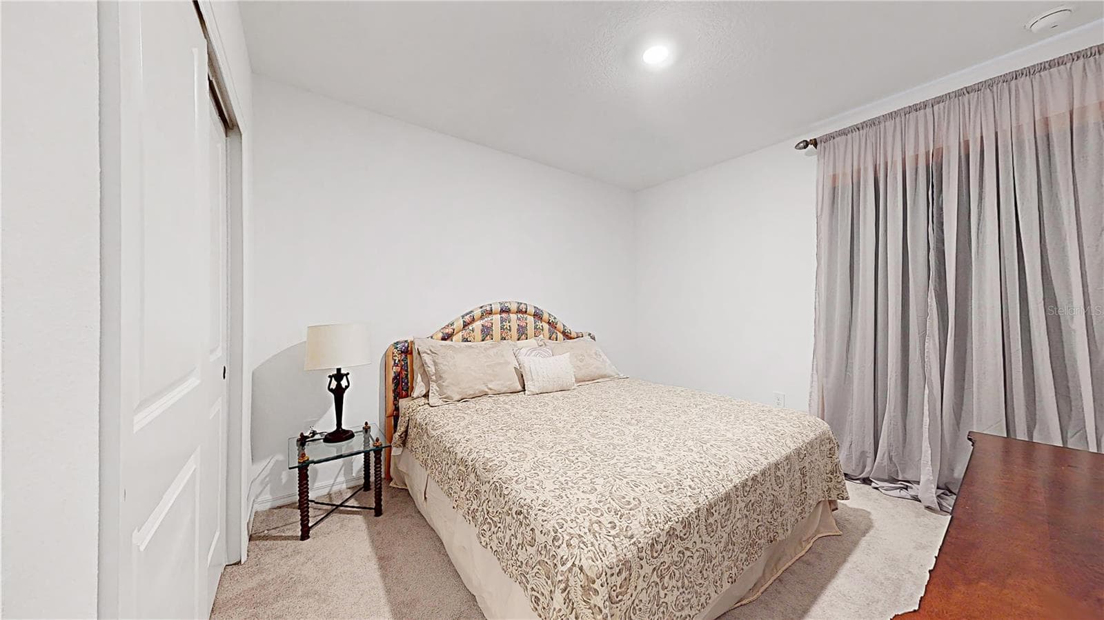 Single Family Residence at 33941 SKY BLOSSOM CIR, LEESBURG, photo 16 of 34
