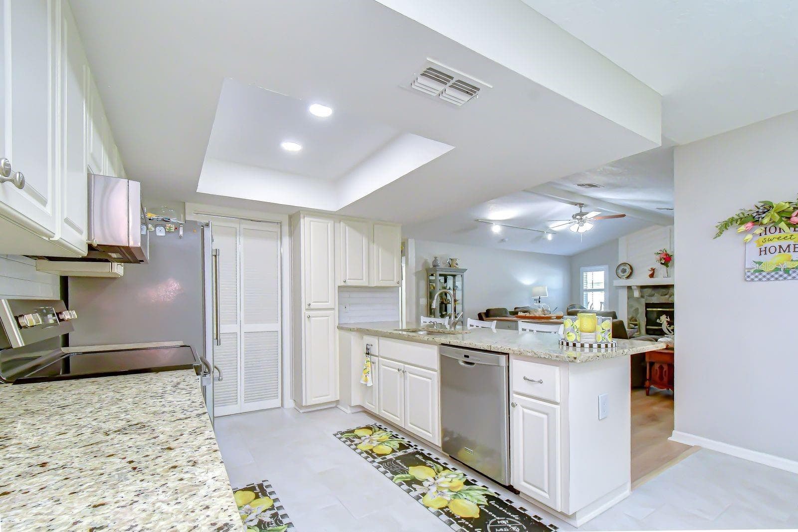 Single Family Residence at 8935 RUGER DR, NEW PORT RICHEY, photo 6 of 32