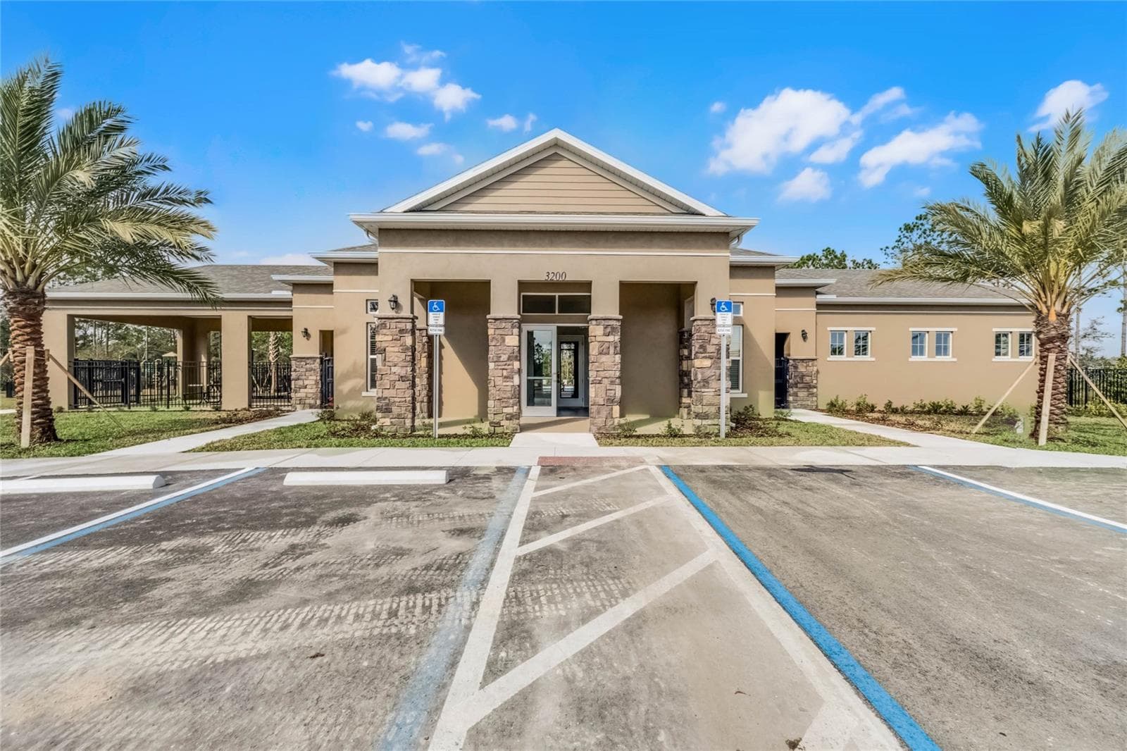 Single Family Residence at 3042 KINGSMAN TRL, ORMOND BEACH, photo 8 of 56