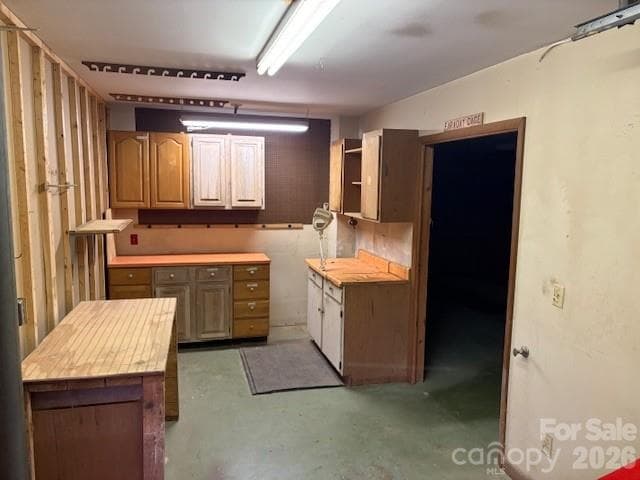 workshop - 30 Brier Lane, Maggie Valley