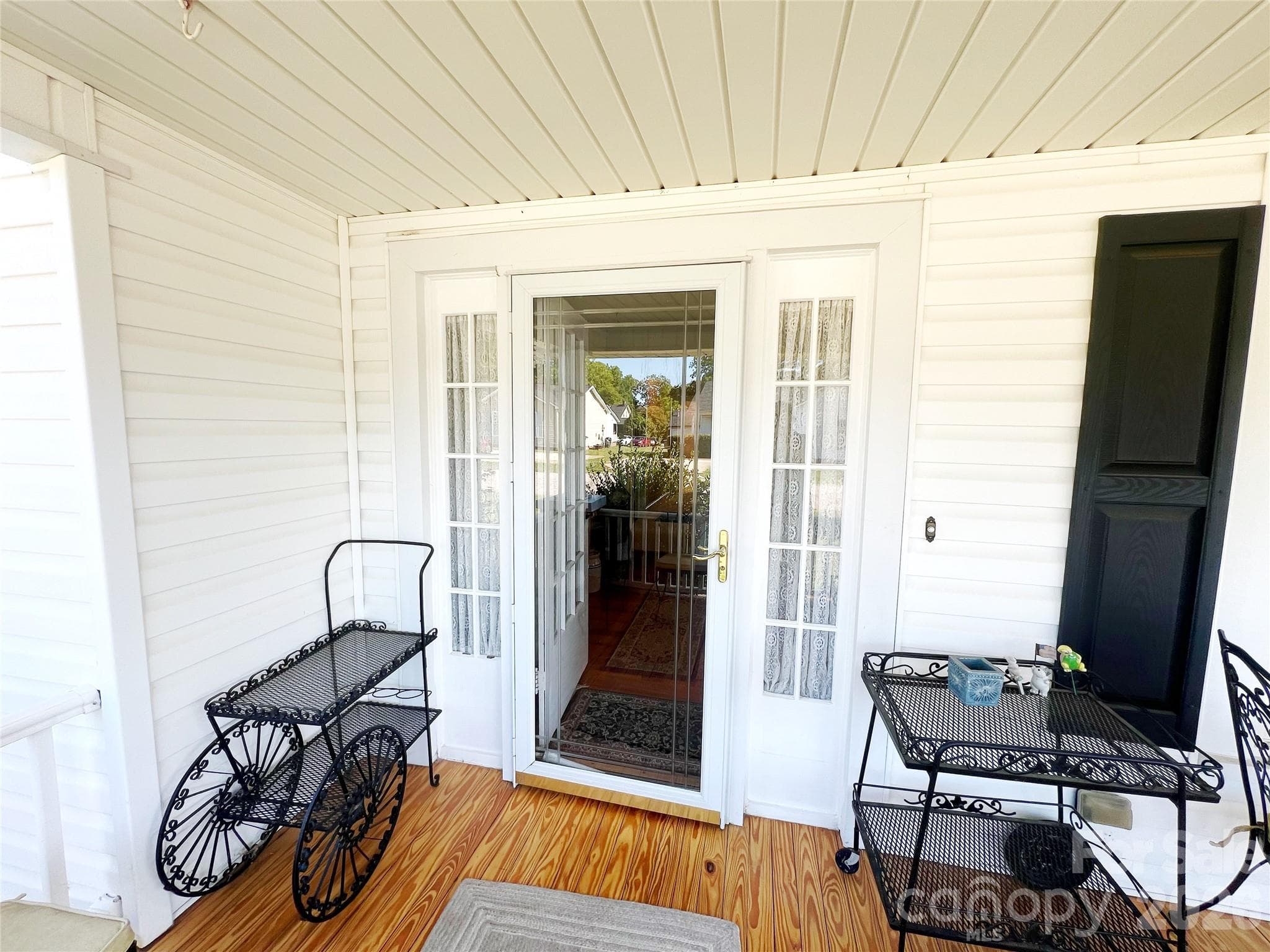 Single Family Residence at Kannapolis, photo 4 of 31