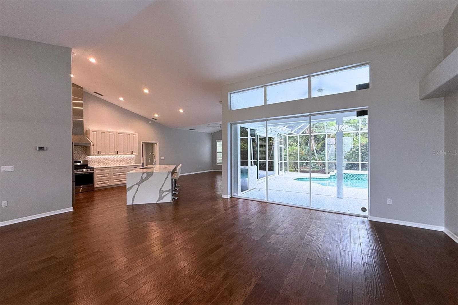 Single Family Residence at 4824 HANGING MOSS LN, SARASOTA, photo 9 of 41