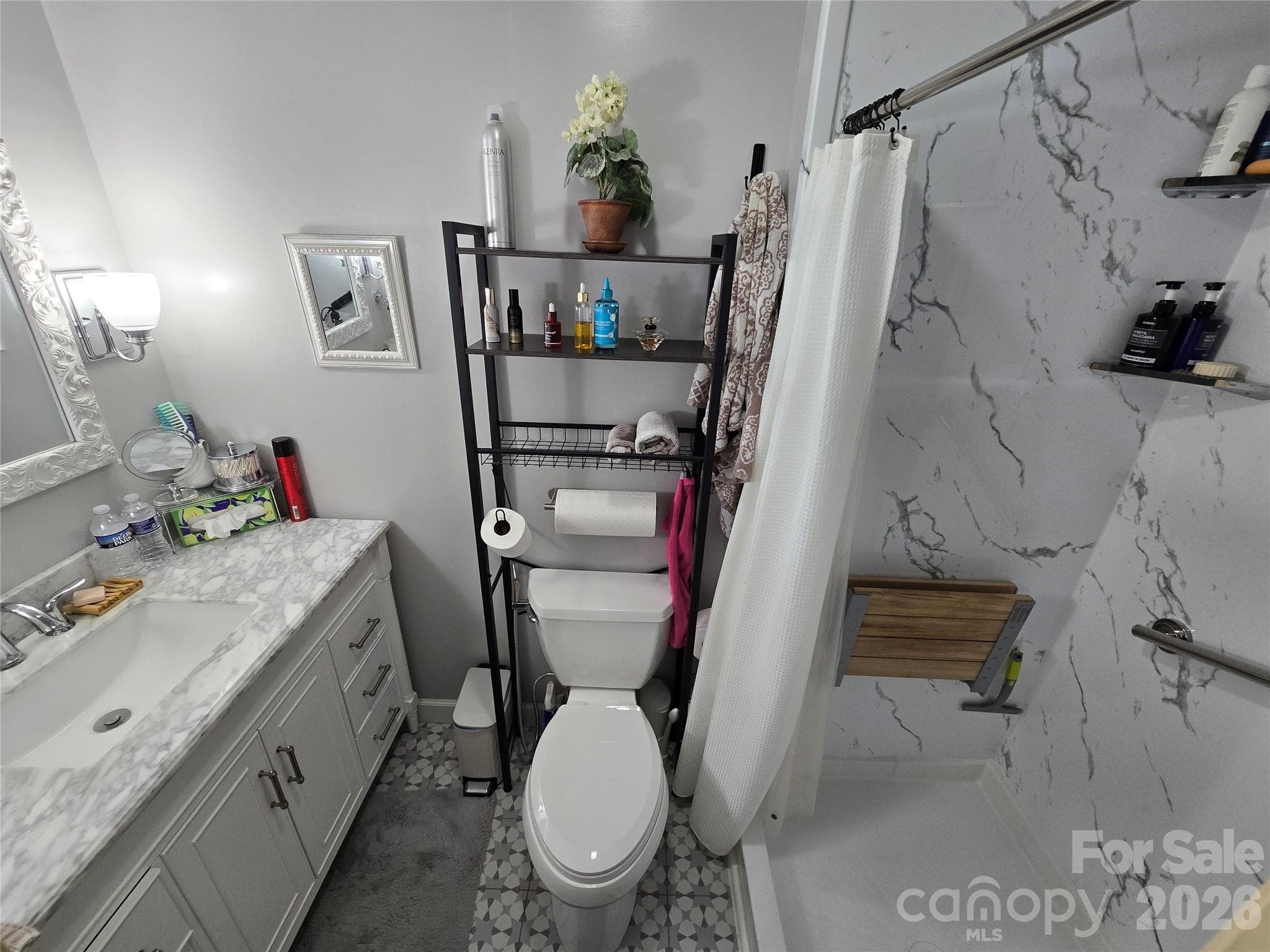 Primary Bath - 5760 Valley Field Road, Hickory