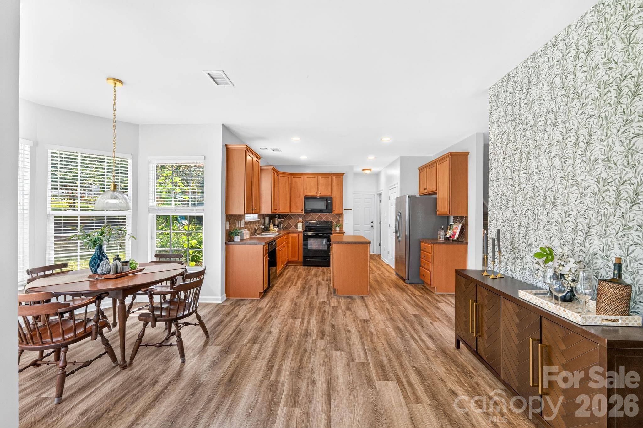 Single Family Residence at Charlotte, photo 4 of 27
